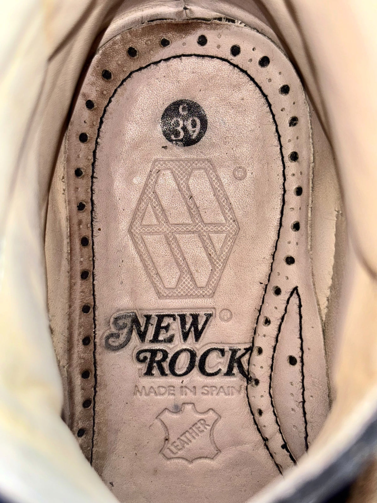 Vintage New Rock leather platform boots, beige interior with size 39 stamp