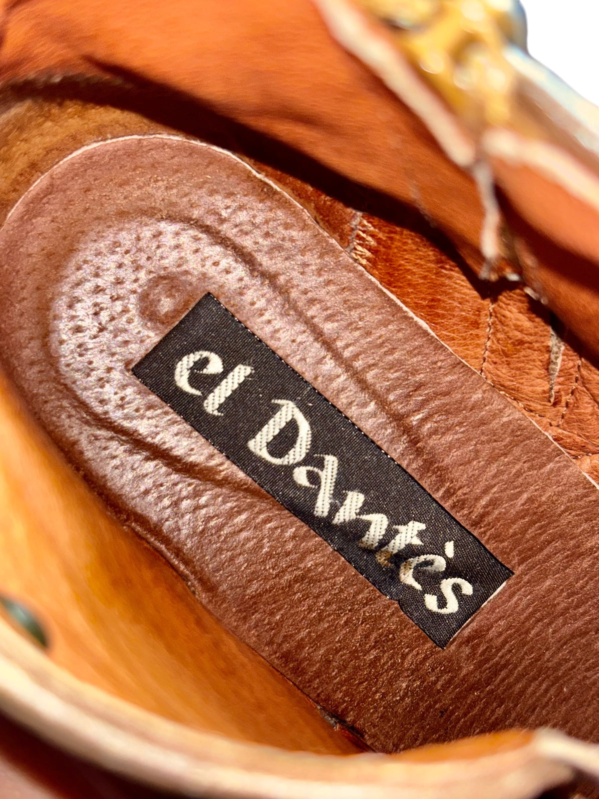 El Dantes logo patch inside khaki brown leather boot shaft lining