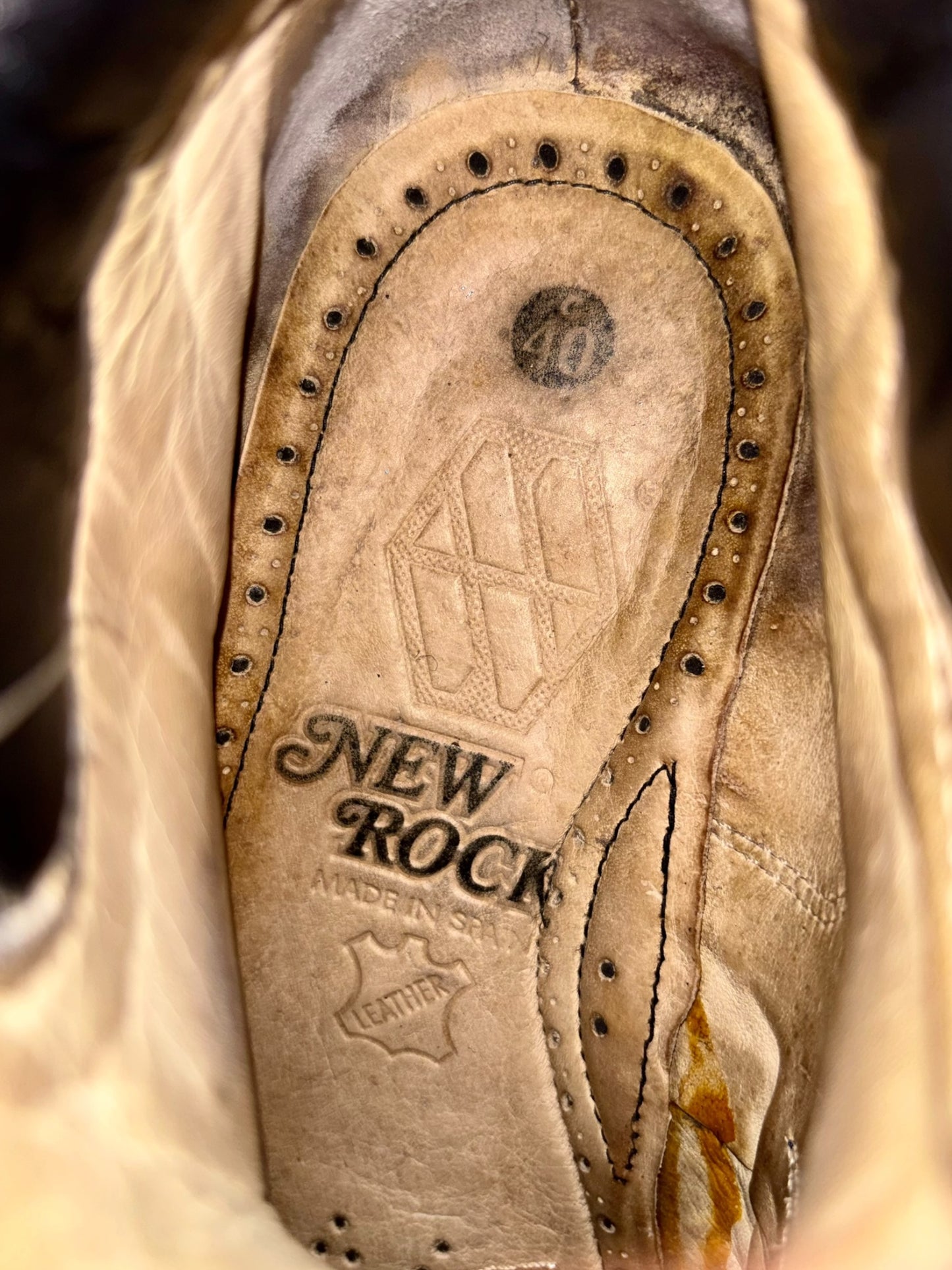Vintage New Rock beige platform boots