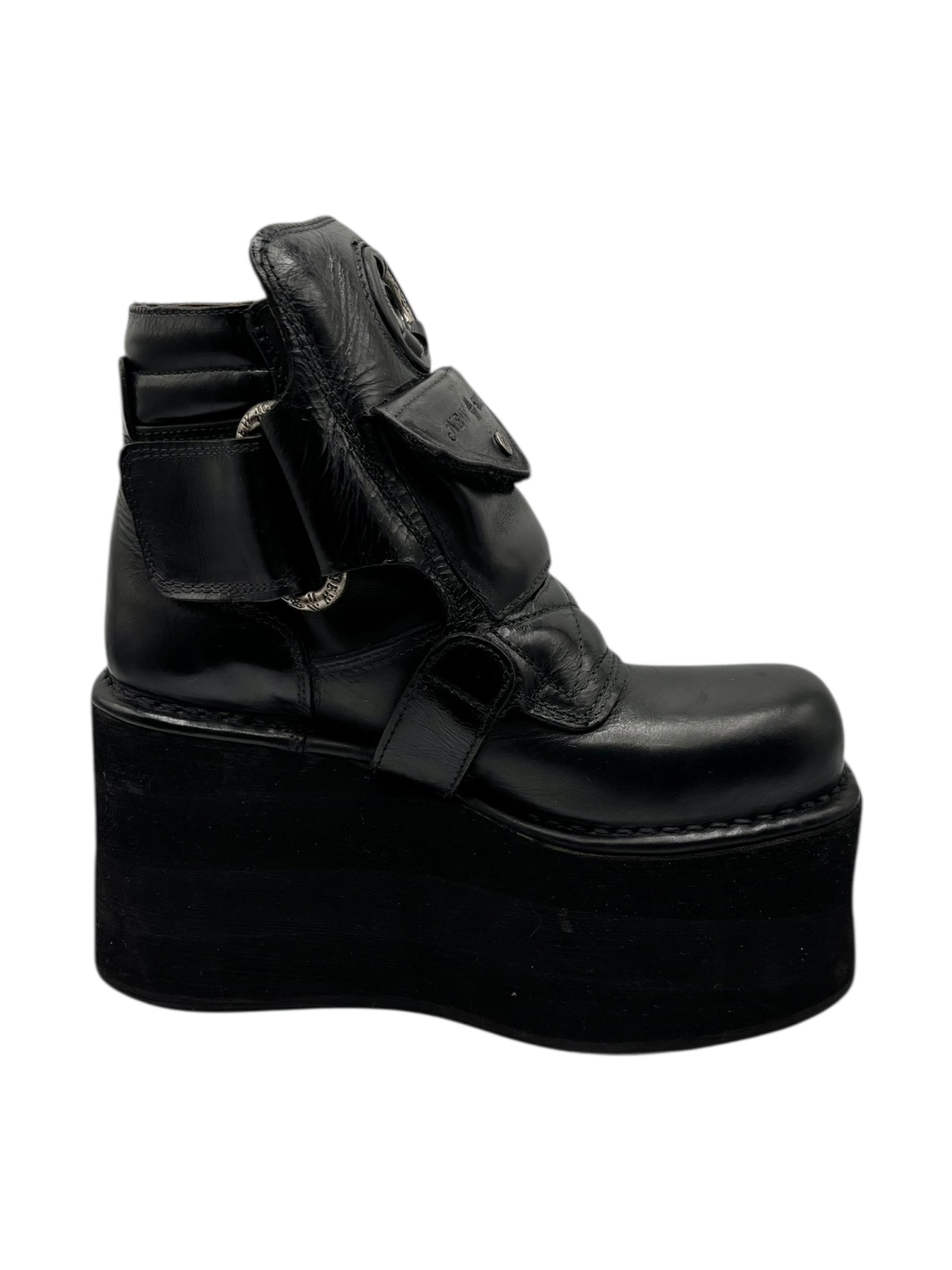 Vintage 90s New Rock neptuno pouch platform boots size 36