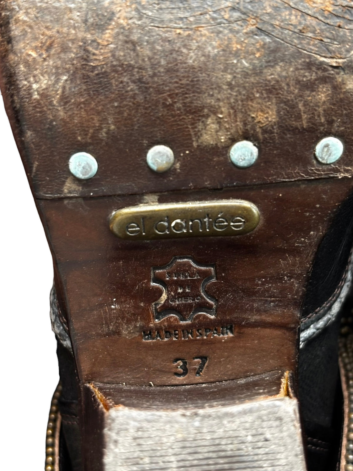 El Dantés leather boot insole with stamped logo and size 37