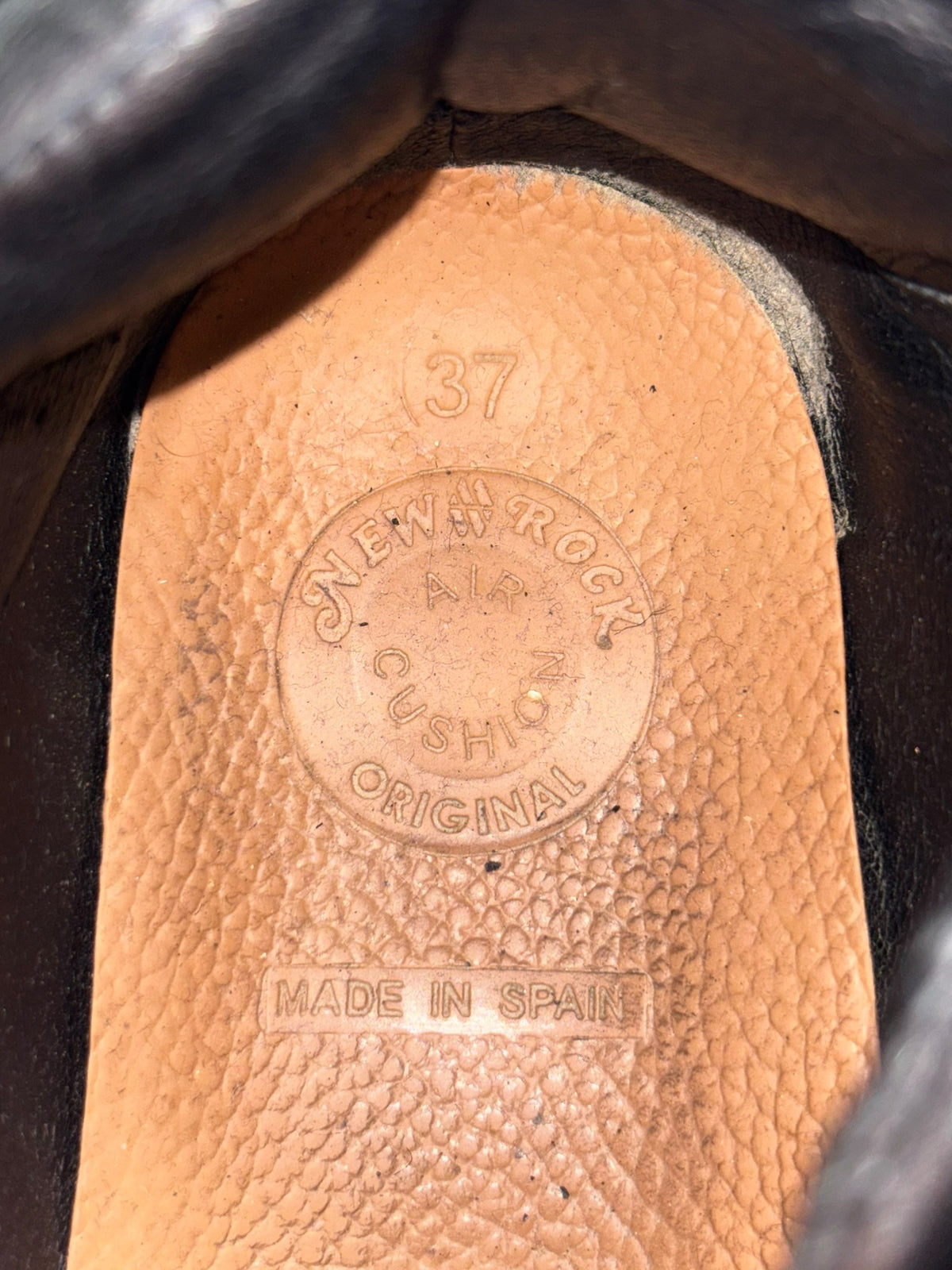New Rock platform boot insole leather stamp with size 37 and “Made in Spain”