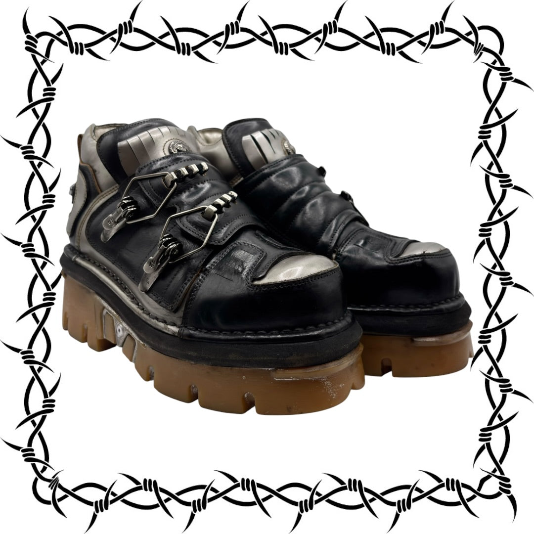 Vintage New Rock power strap platform boots