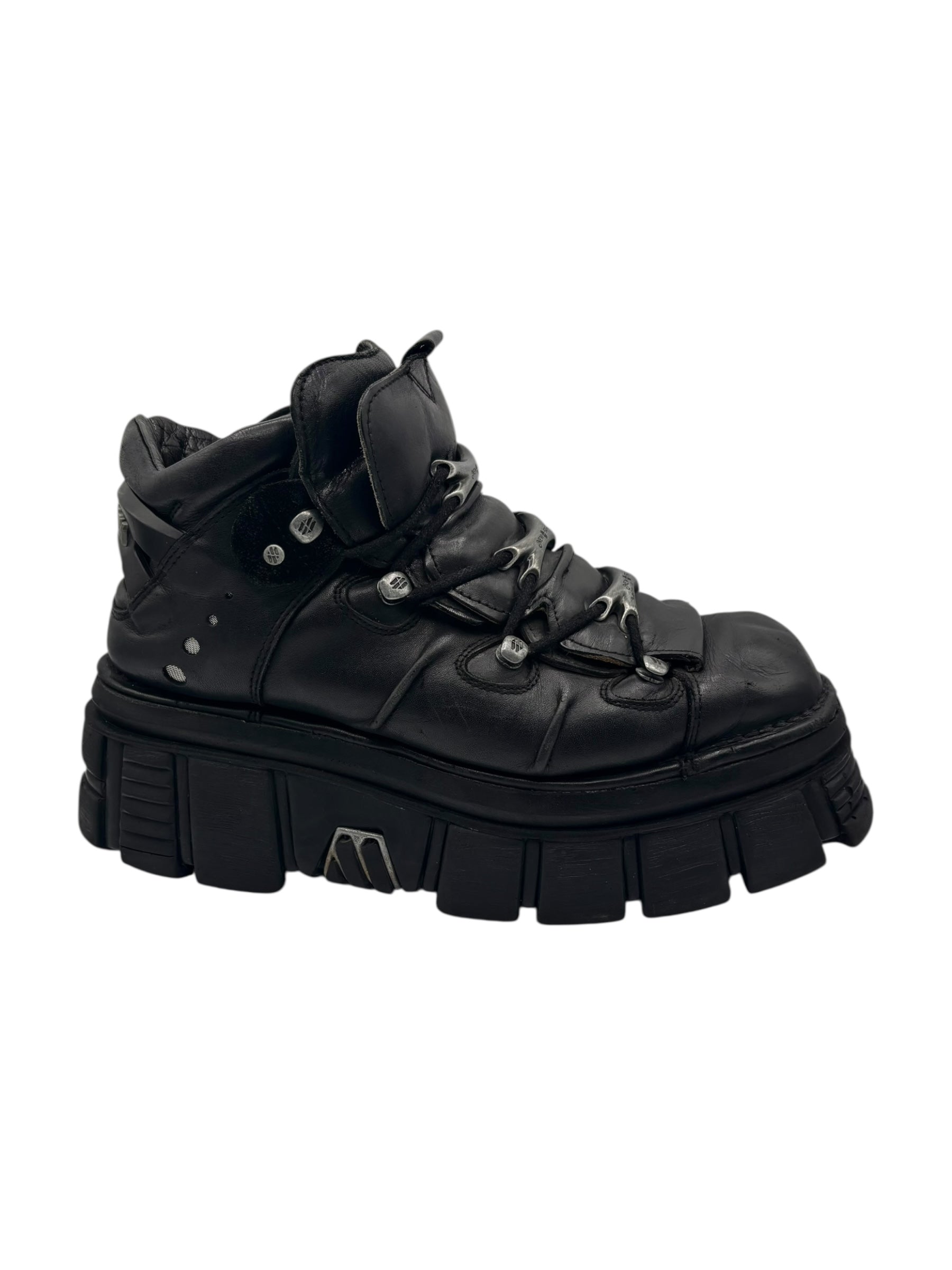 New Rock M106 platform boots size 46