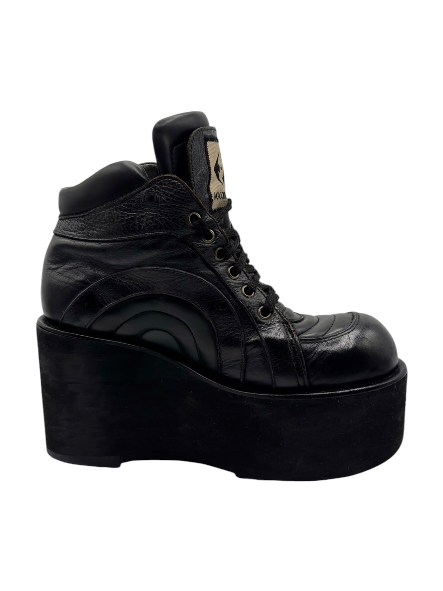 Rare vintage 90s El Dantes leather ankle platform boots