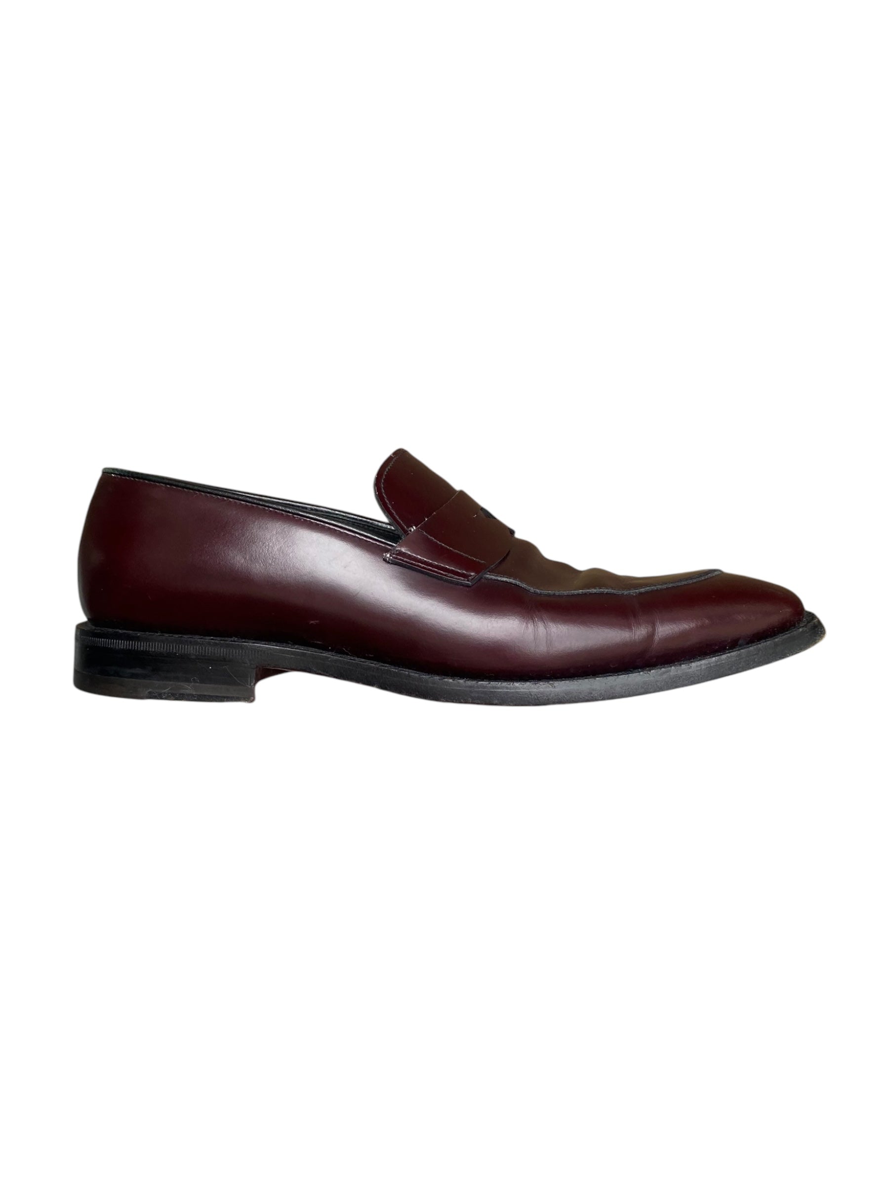 Vintage unisex Prada leather loafers size 40