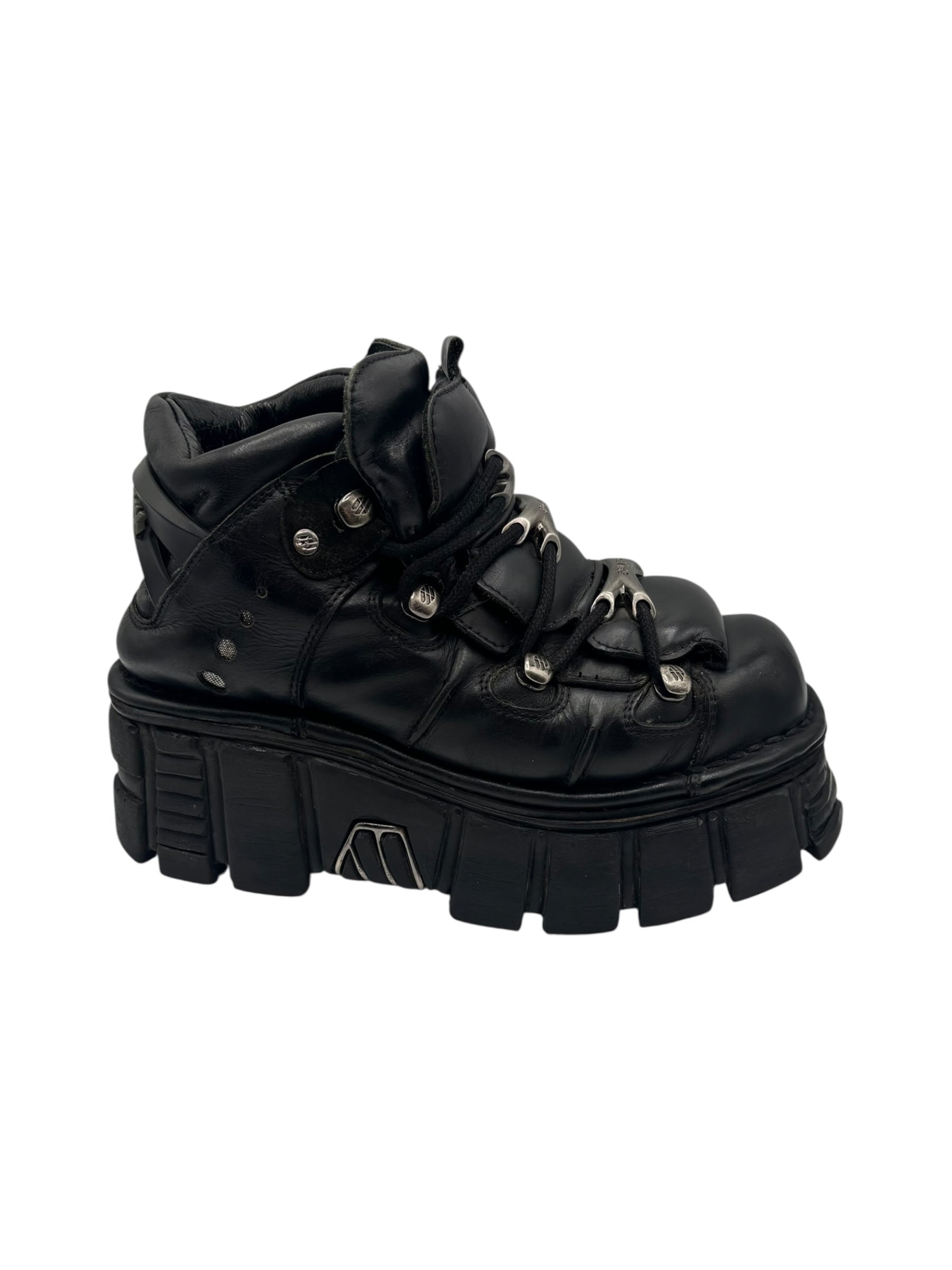 New Rock M-106-S29 platform boots size 36