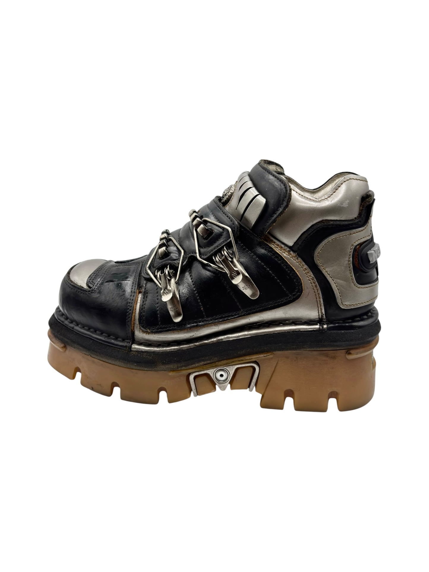 Vintage New Rock power strap platform boots