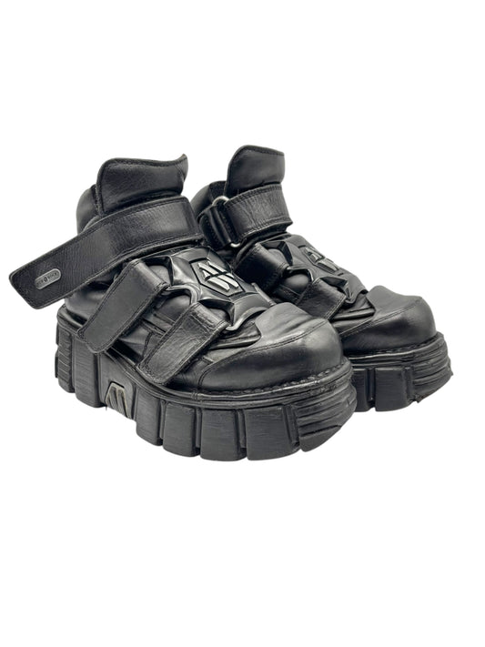 Black New Rock platform boots, top view showing buckled straps and tread