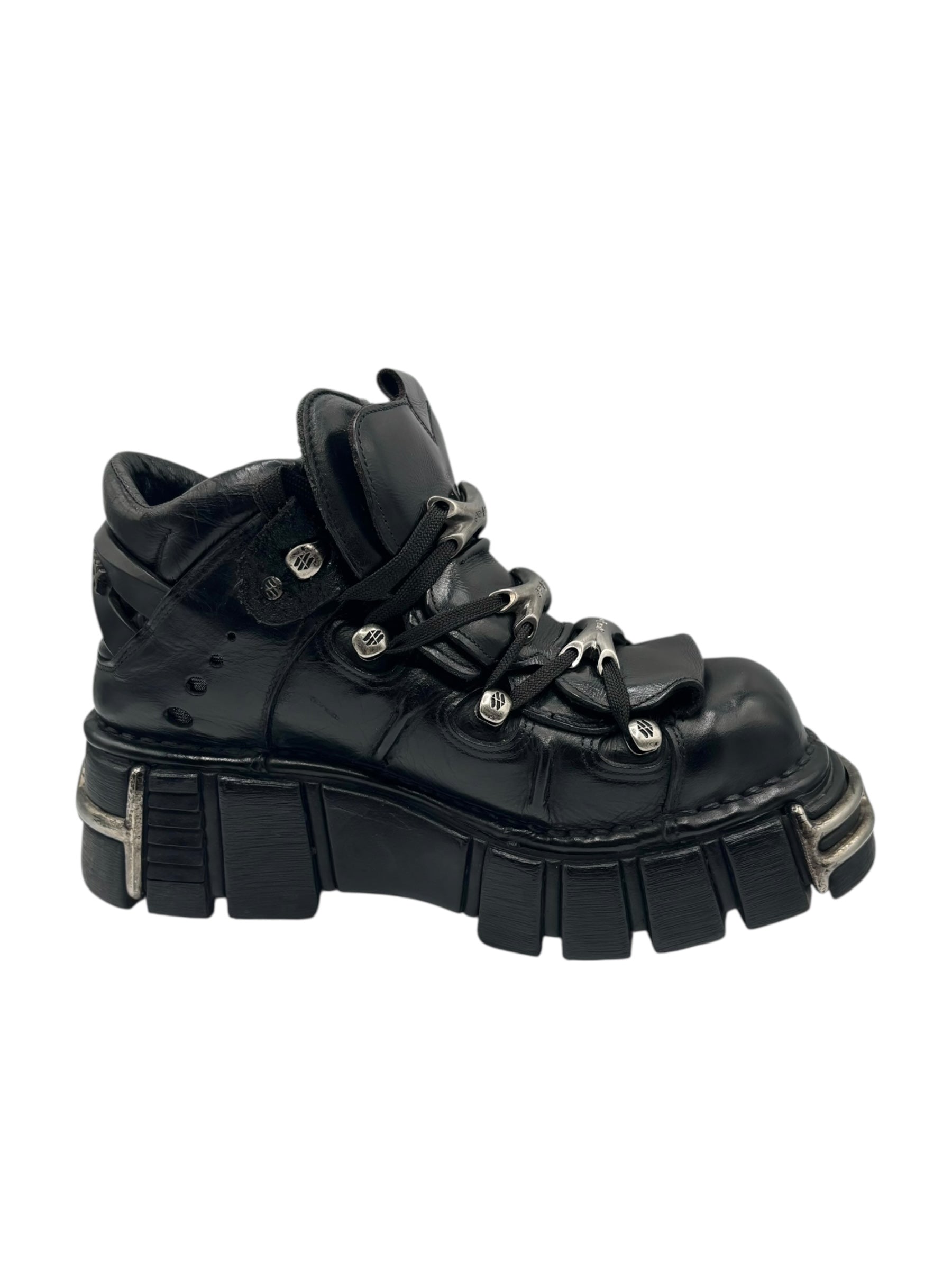 Vintage New Rock M-106-S1 platform boots size 41