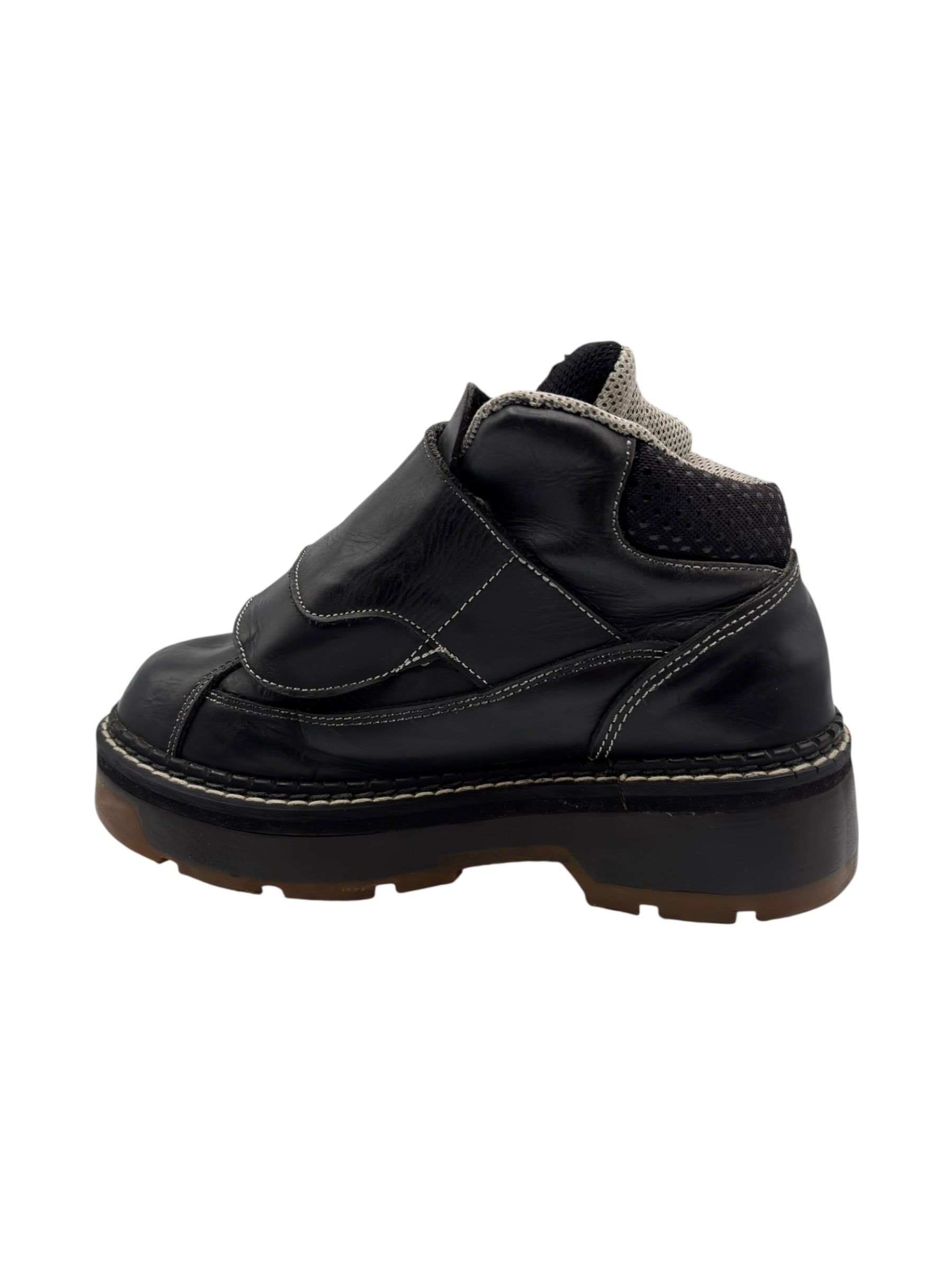 Vintage ART T-34 black platform boots size 38