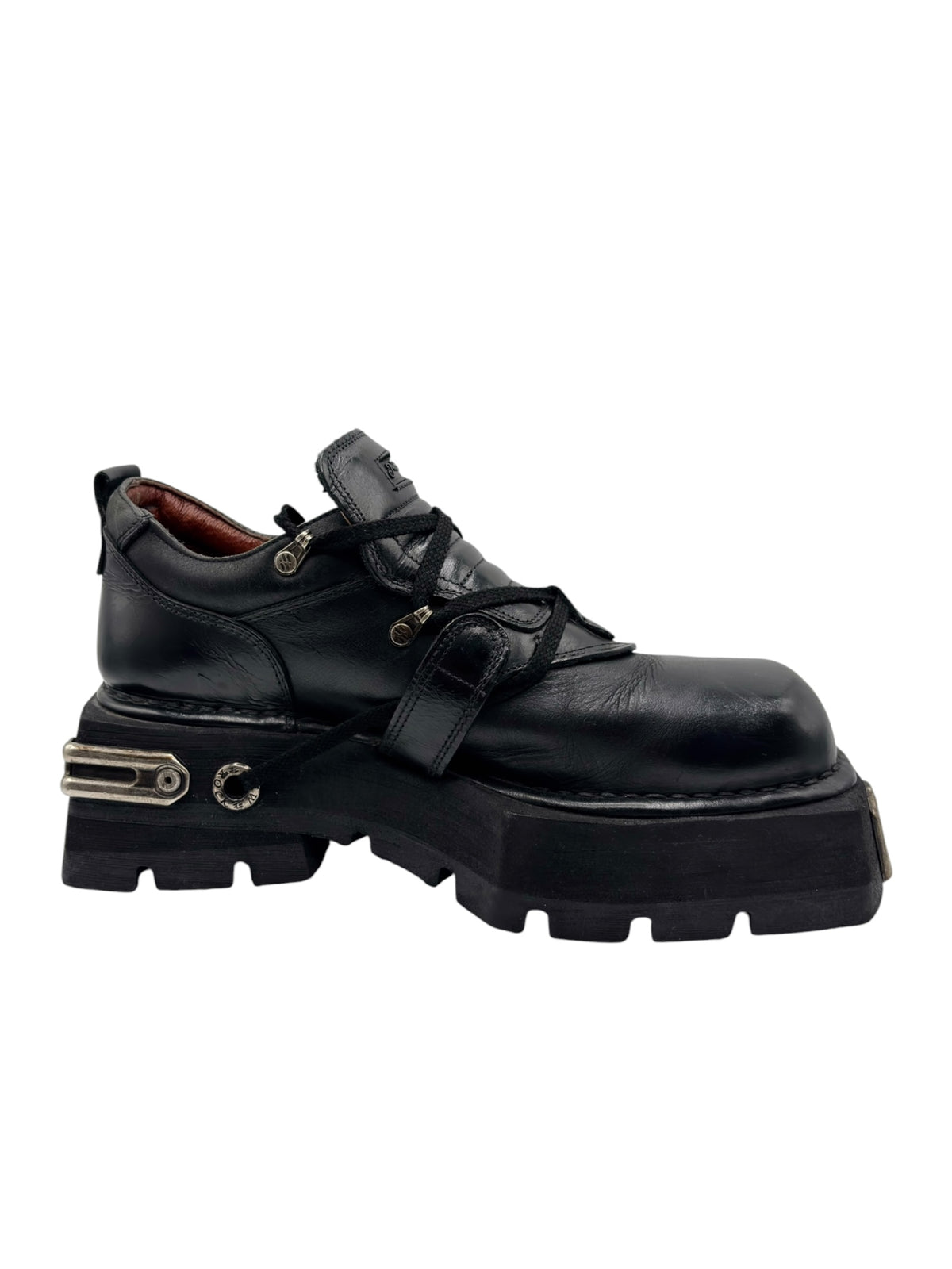 Vintage New Rock Pluto platform boots, black leather with thick lug sole and strap details