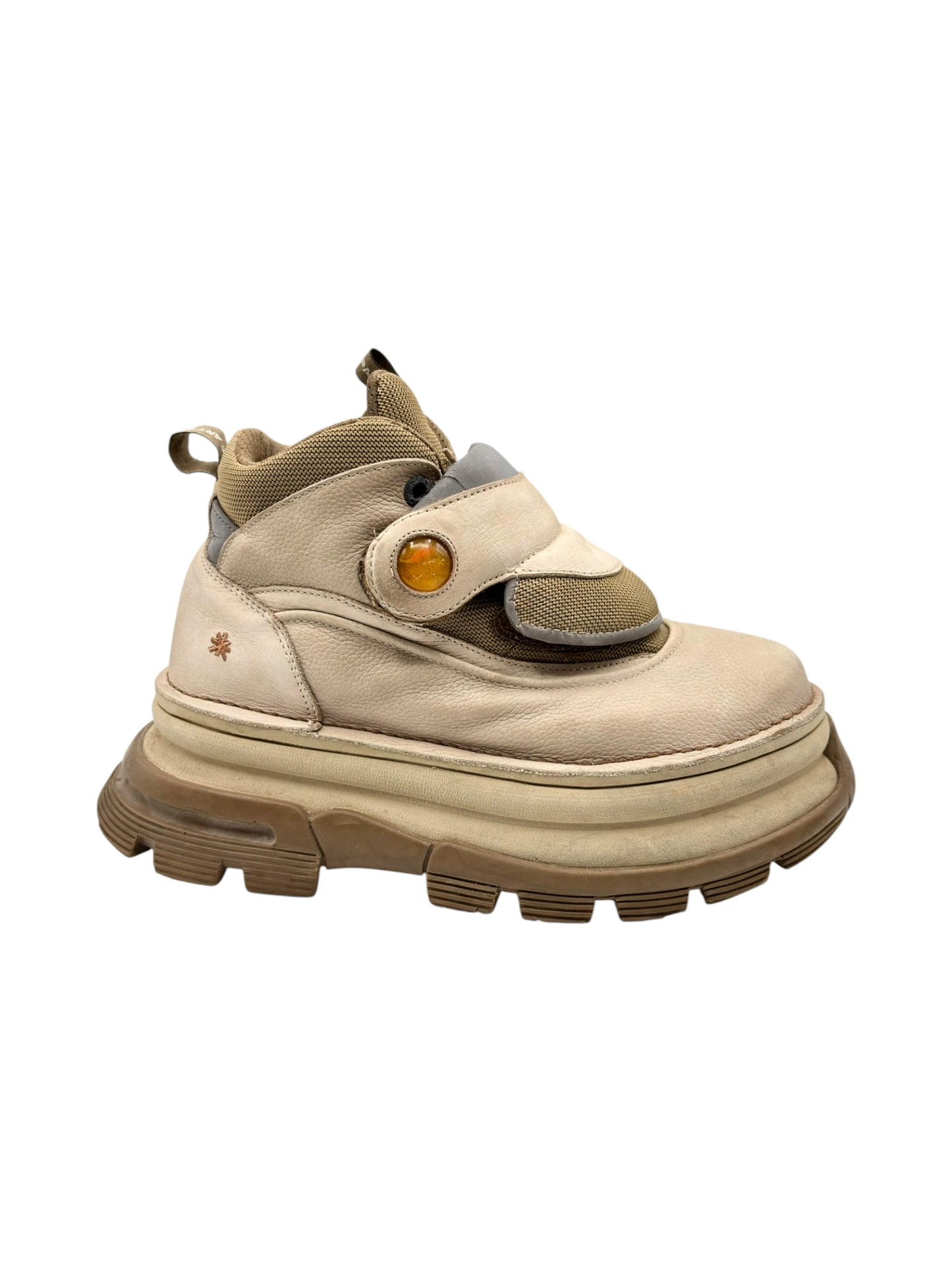Vintage ART beige leather ankle boots