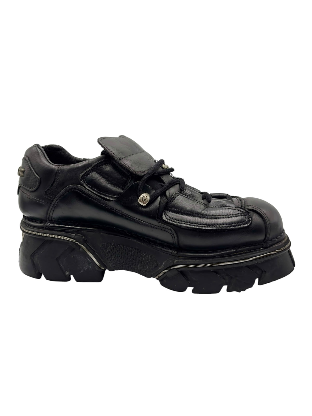 New Rock vintage black leather platform boots with double straps and lace-up closure