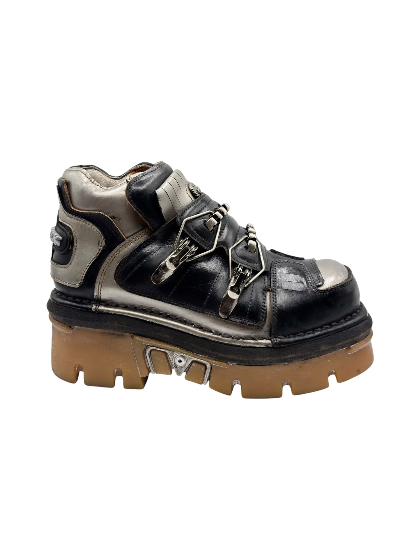Vintage New Rock power strap platform boots