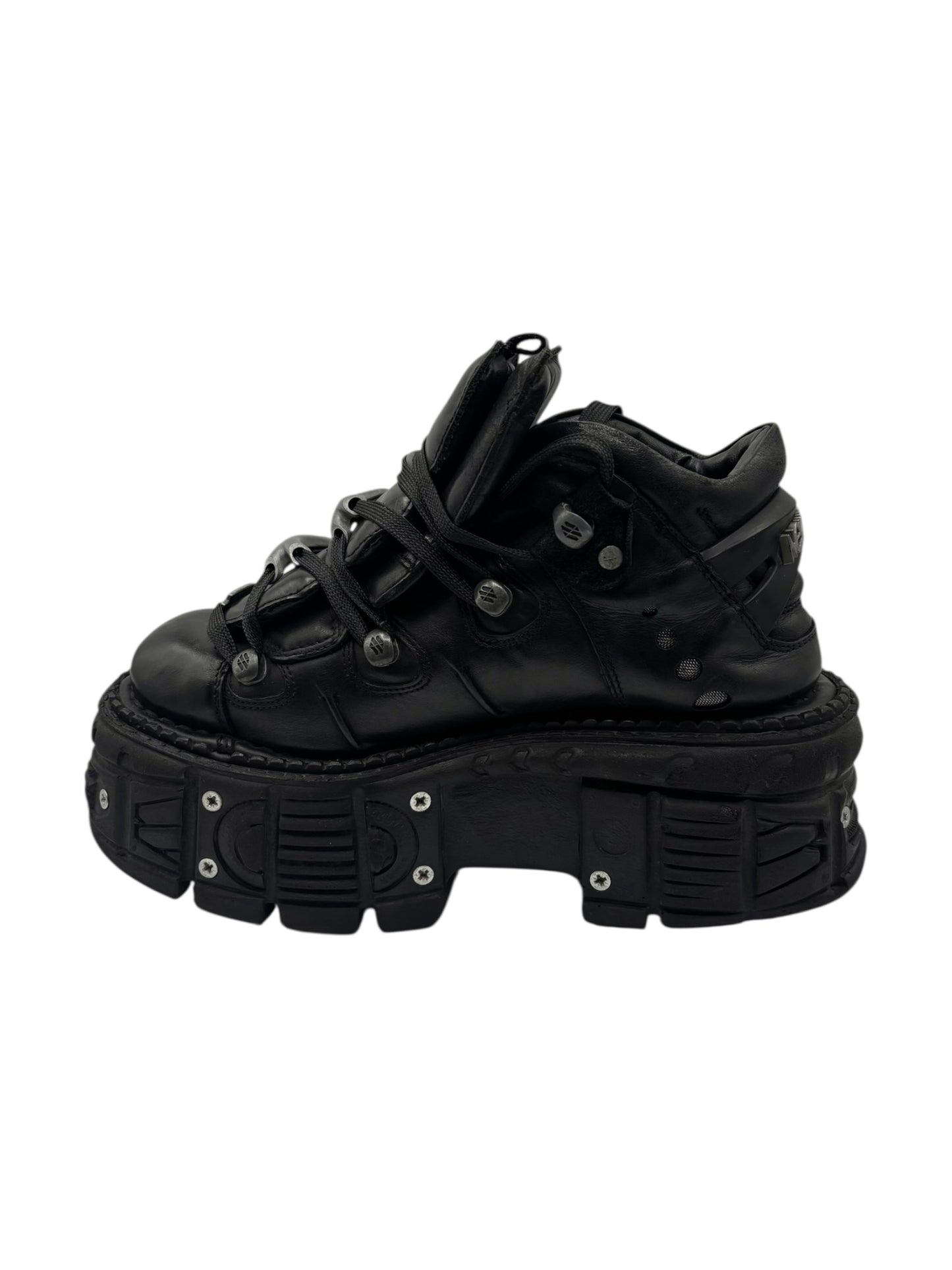 New Rock tank platform boots size 40