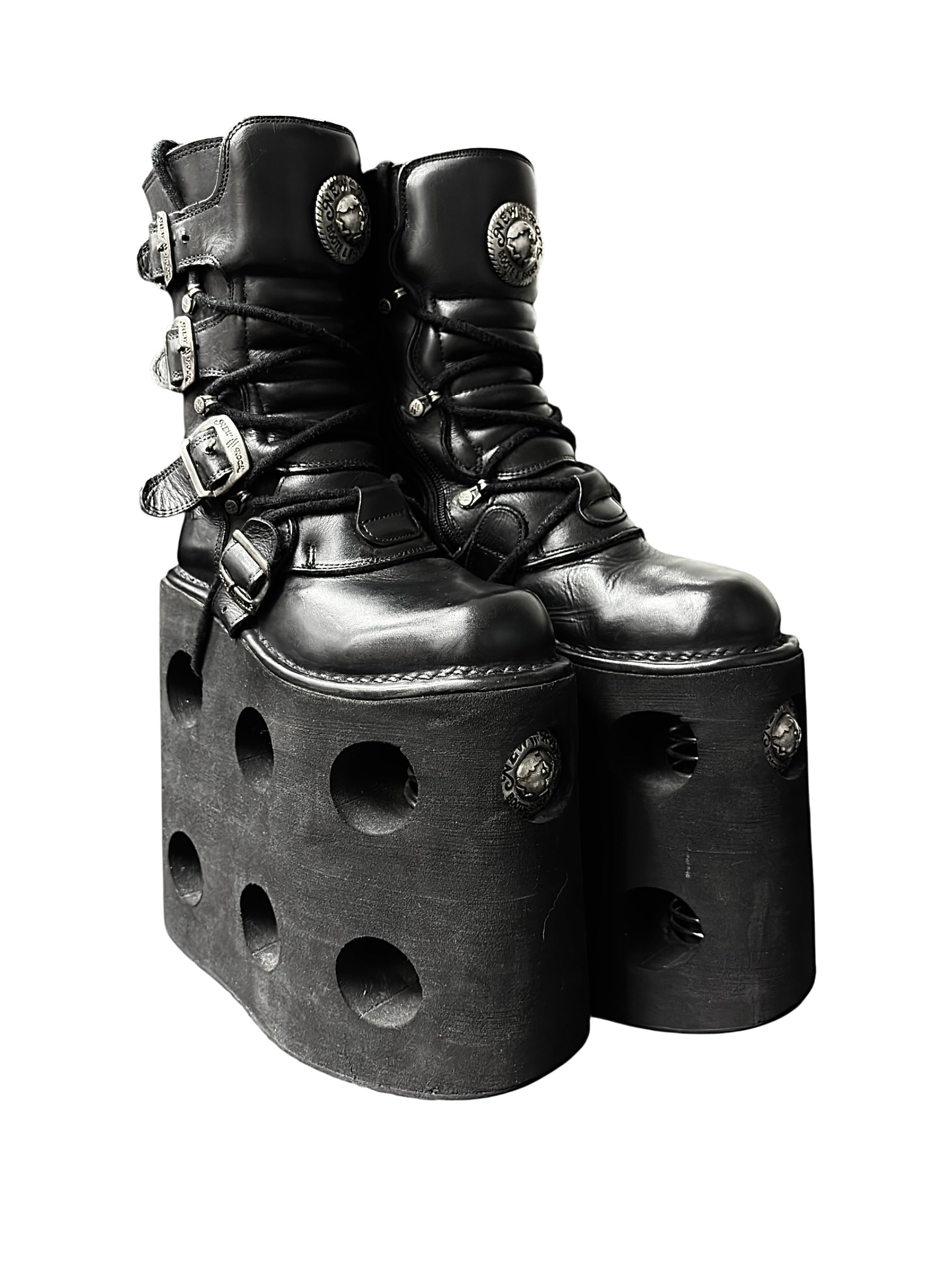 Super rare vintage New Rock double neptuno platform boots size 37