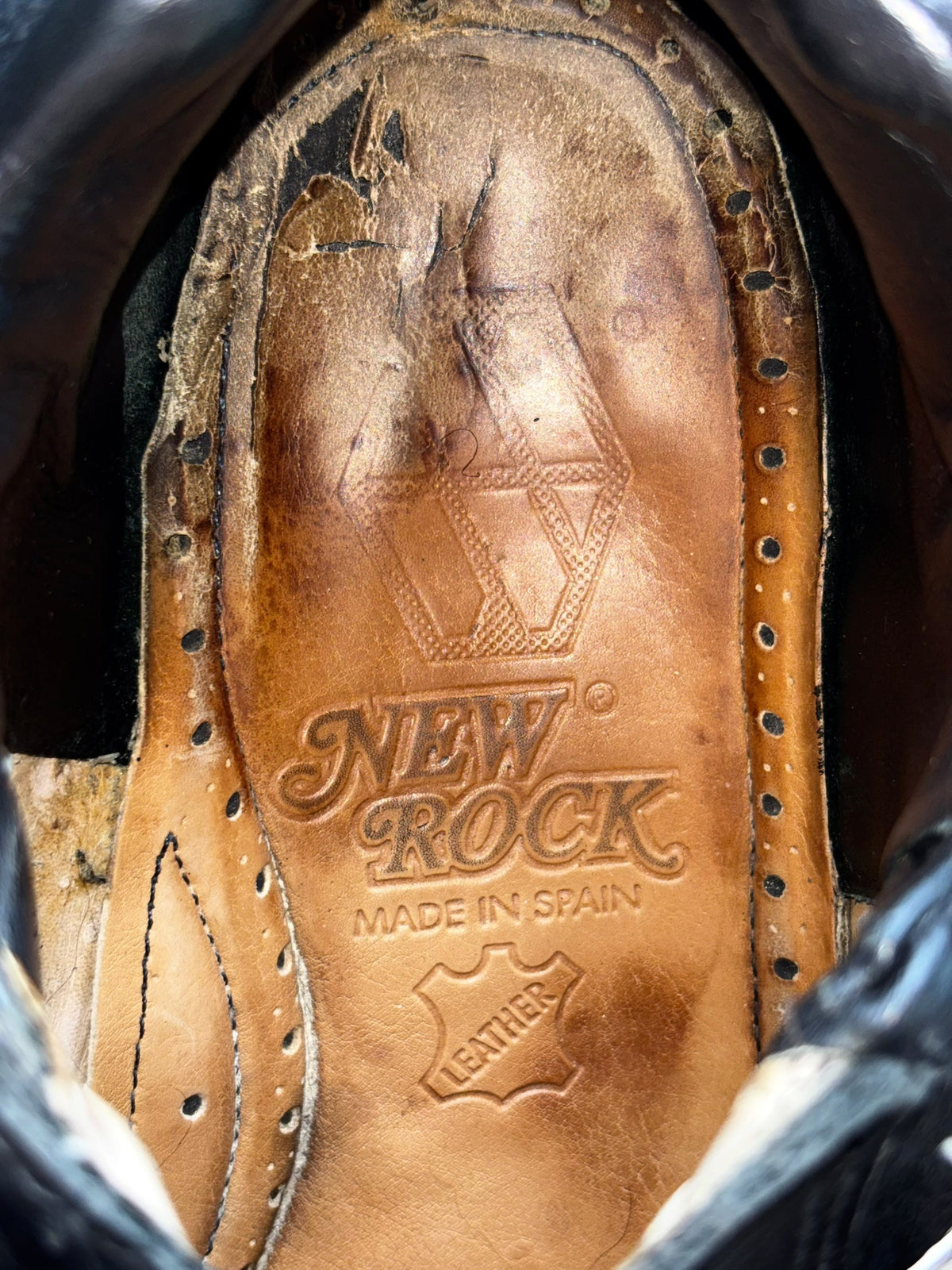 Leather platform boot insole with New Rock logo and Made in Spain text