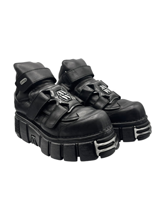 New Rock platform ankle boots in dark leather with wide straps and metal buckles