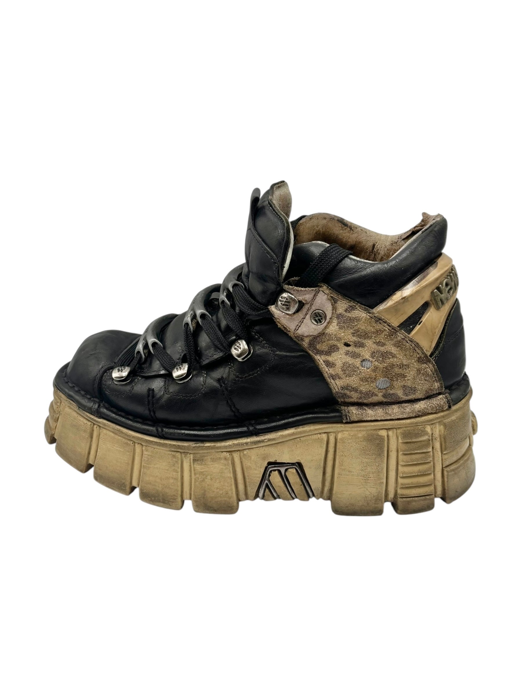 New Rock M-106 black/mustard platform boots size 38
