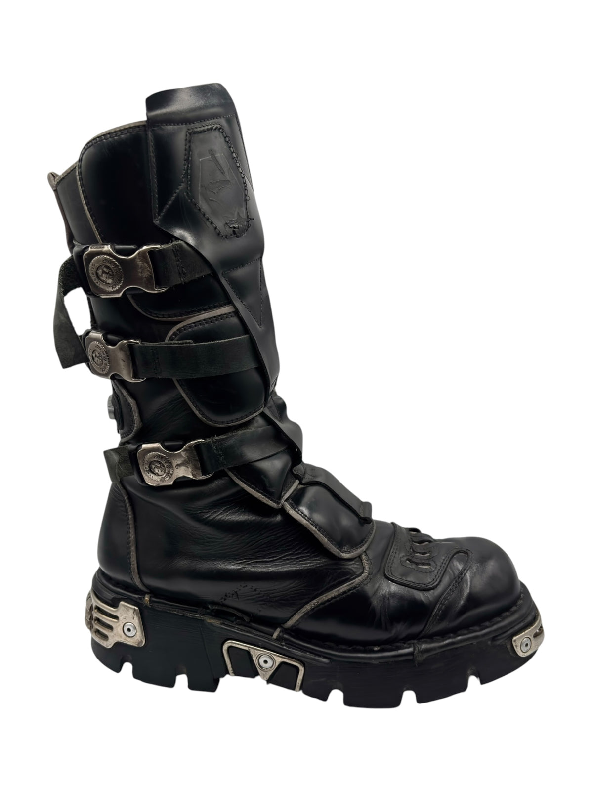 New Rock reactor boots angled view black upper with buckles and thick tread sole