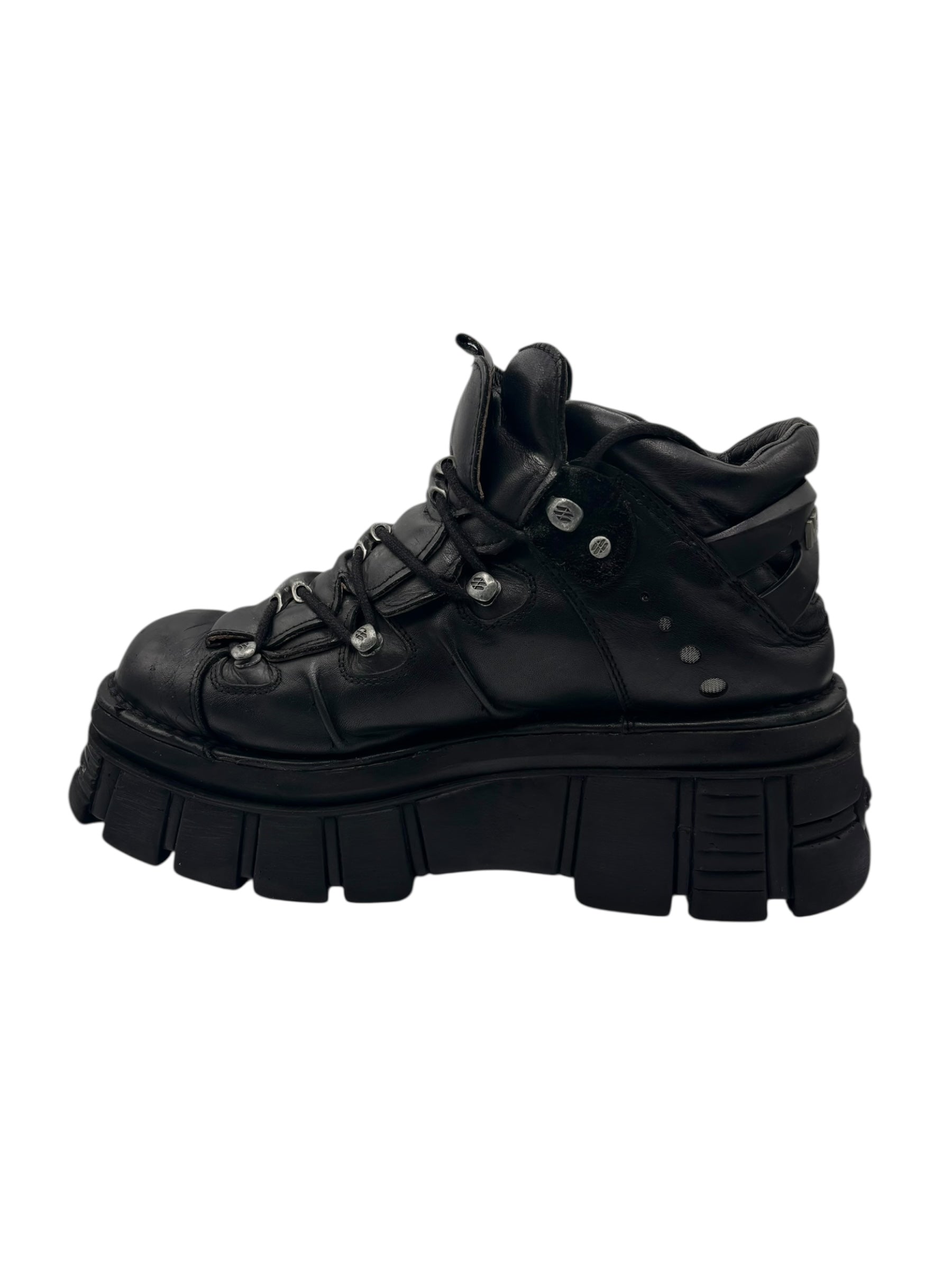 New Rock M106 platform boots size 46