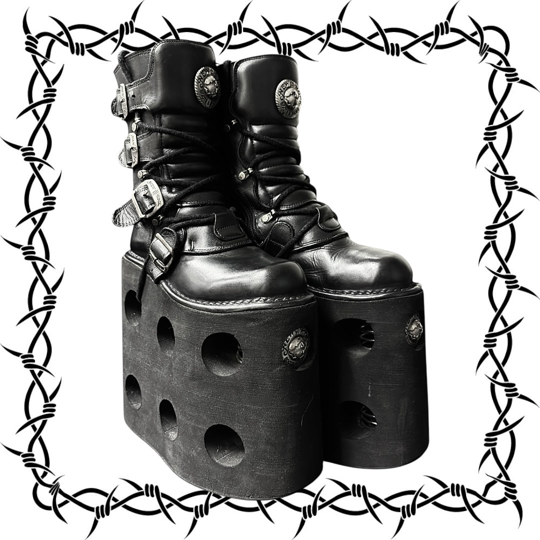 Super rare vintage New Rock double neptuno platform boots size 37