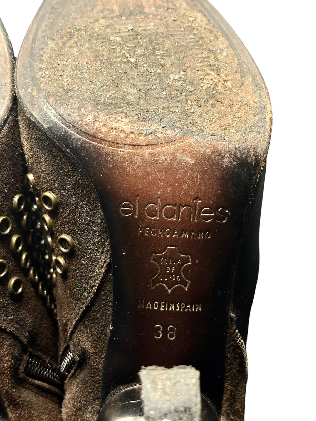 Leather boot sole with el dantes branding and size 38