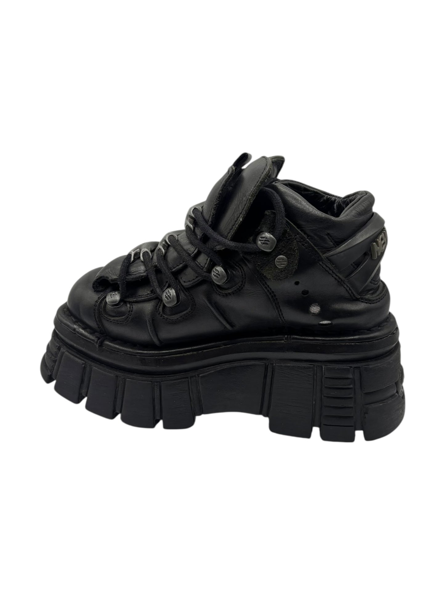 New Rock M106 platform boots size 36