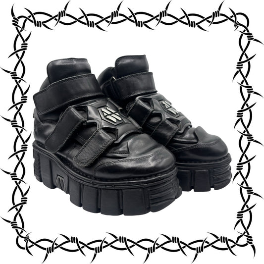 New Rock M-285 platform boots size 39