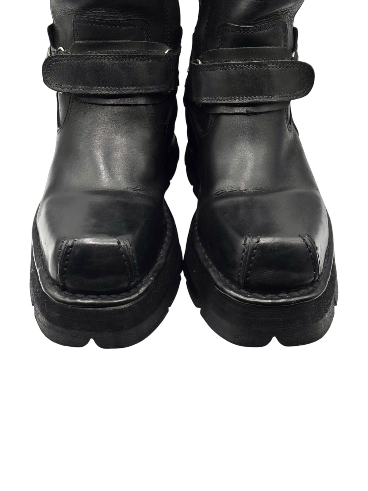 New Rock vintage leather biker boots with top strap detail and wide rounded toe.