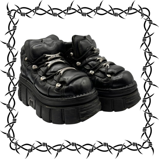 New Rock M106 platform boots size 36
