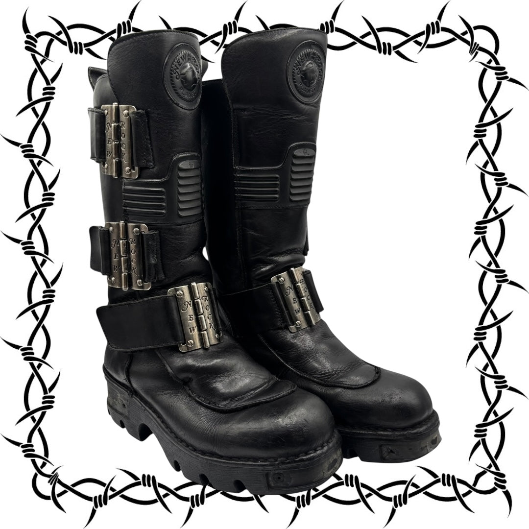 Vintage New Rock knee high leather boots size 41