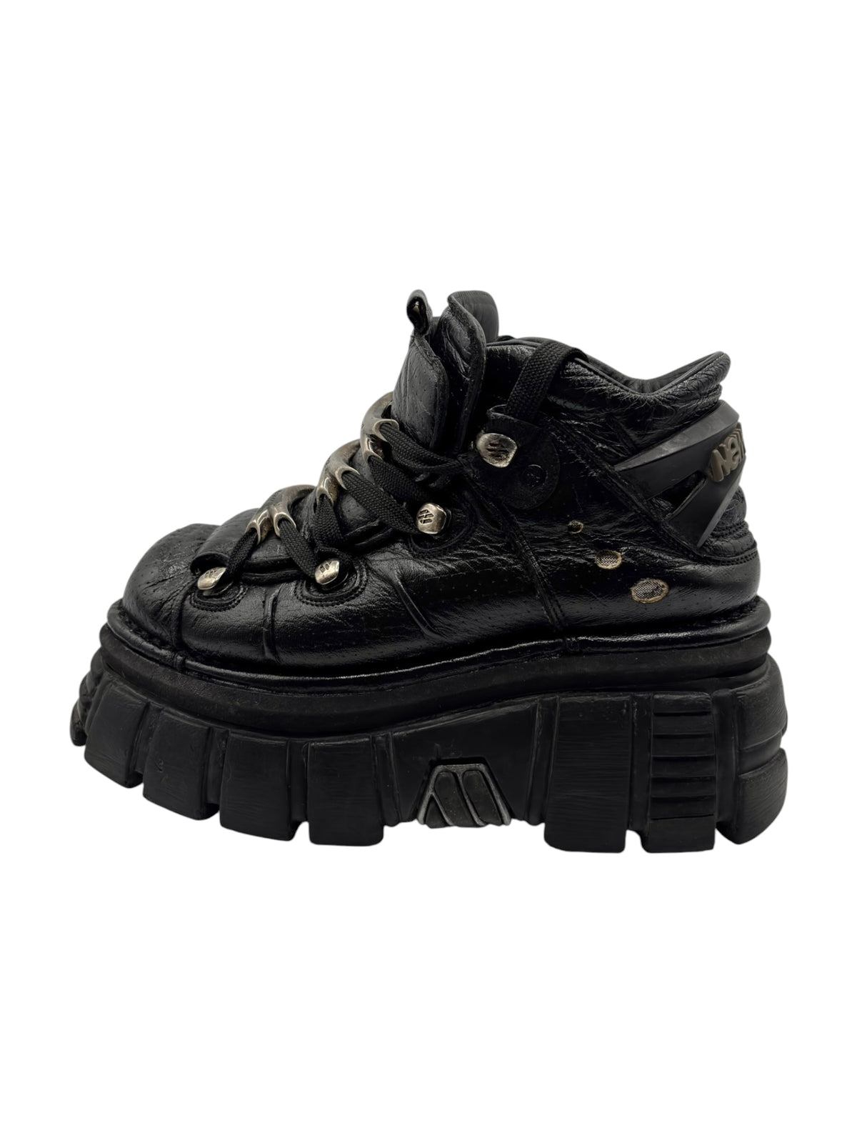 Black New Rock M.106 lace-up platform boots with metal eyelets