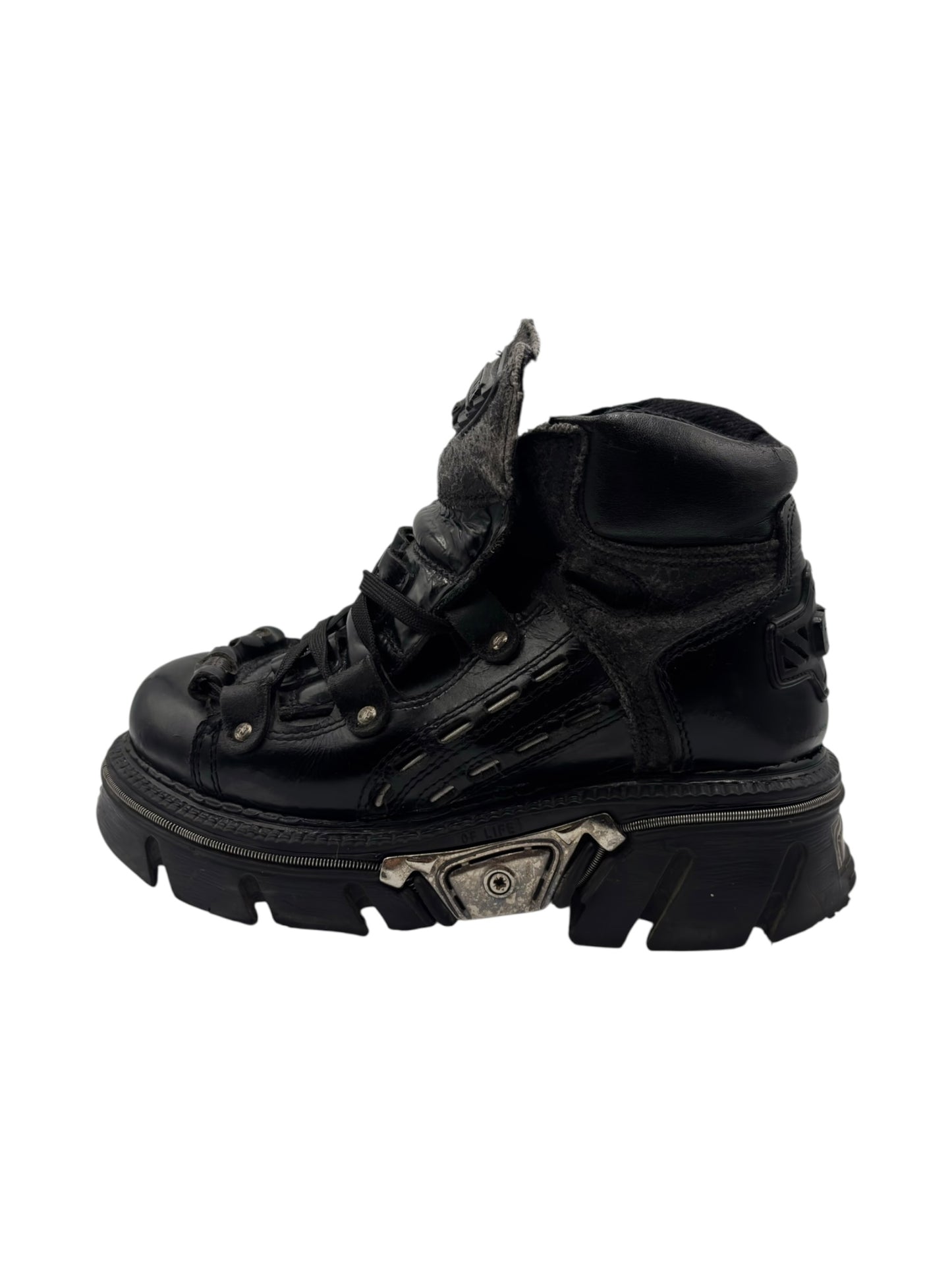 Vintage Gordon Jack black leather platform boots