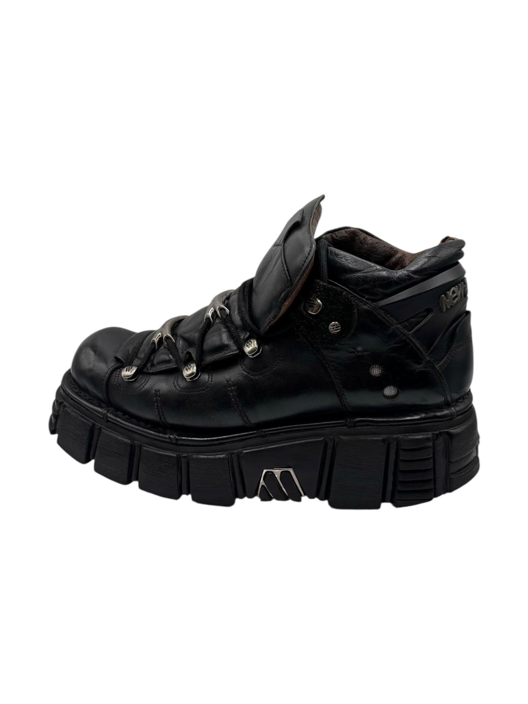 New Rock M106 platform boots size 45