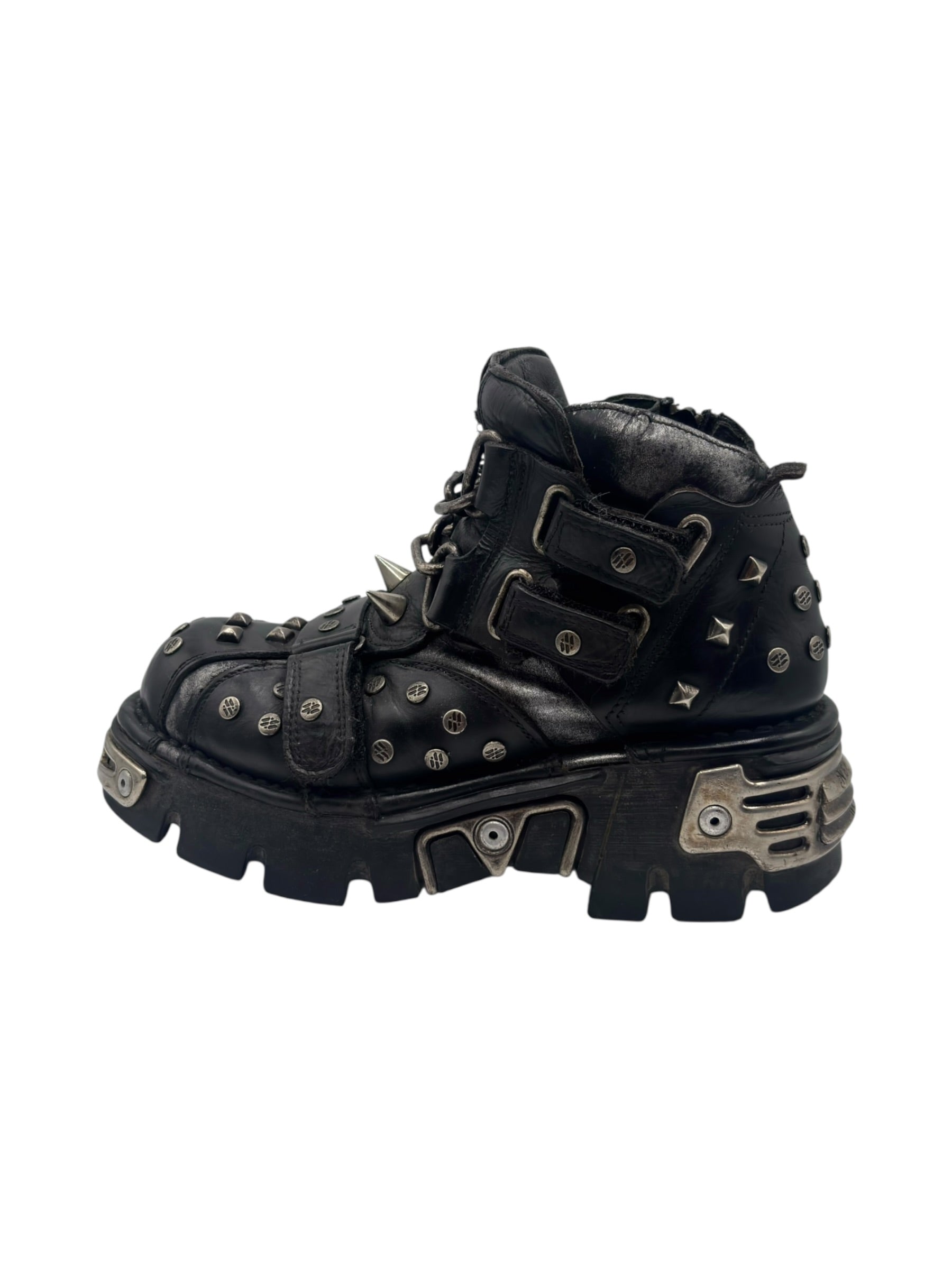 Vintage New Rock studded platform boots size 38