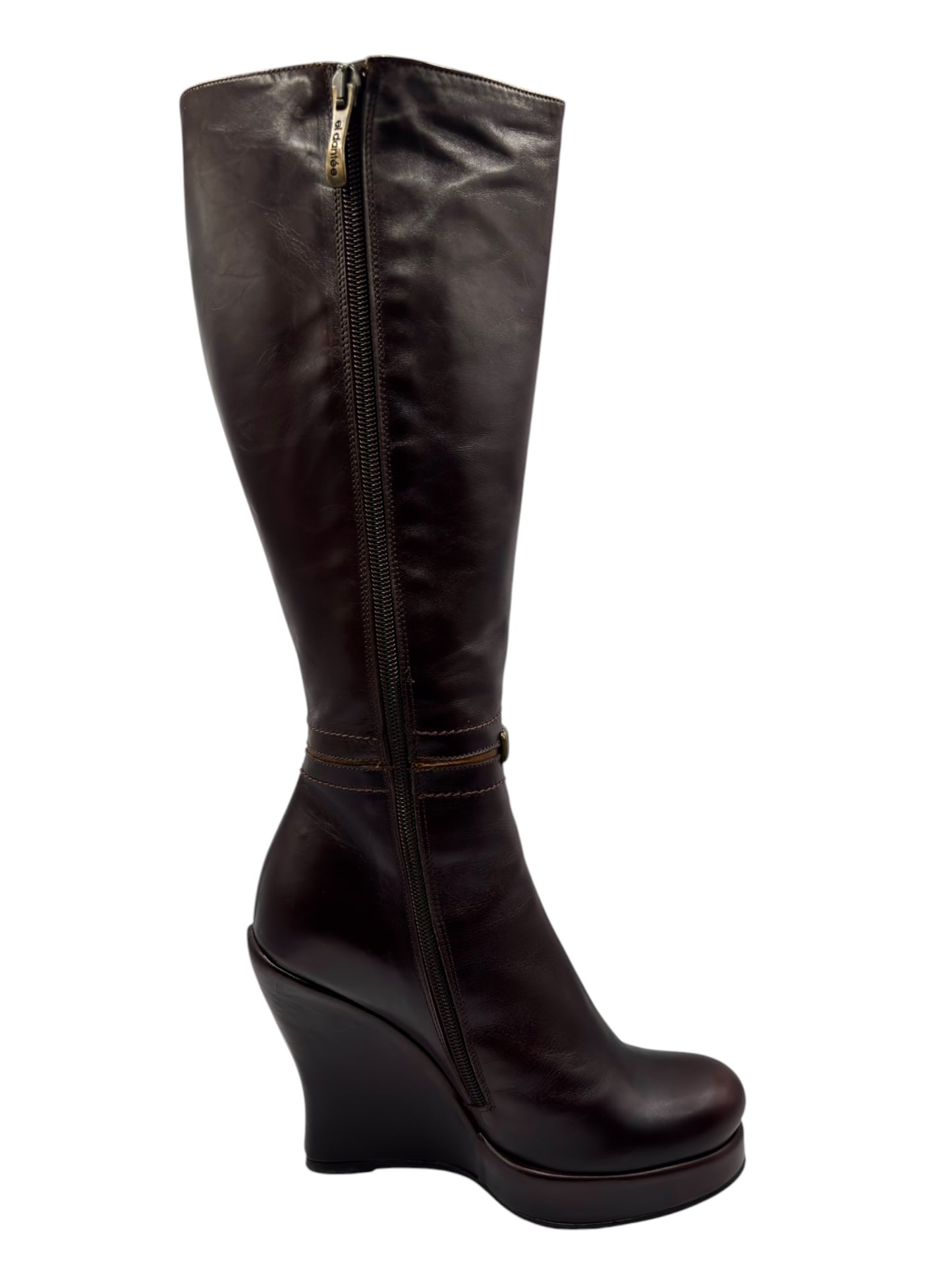 Beautiful vintage El Dantes knee high wedge boots