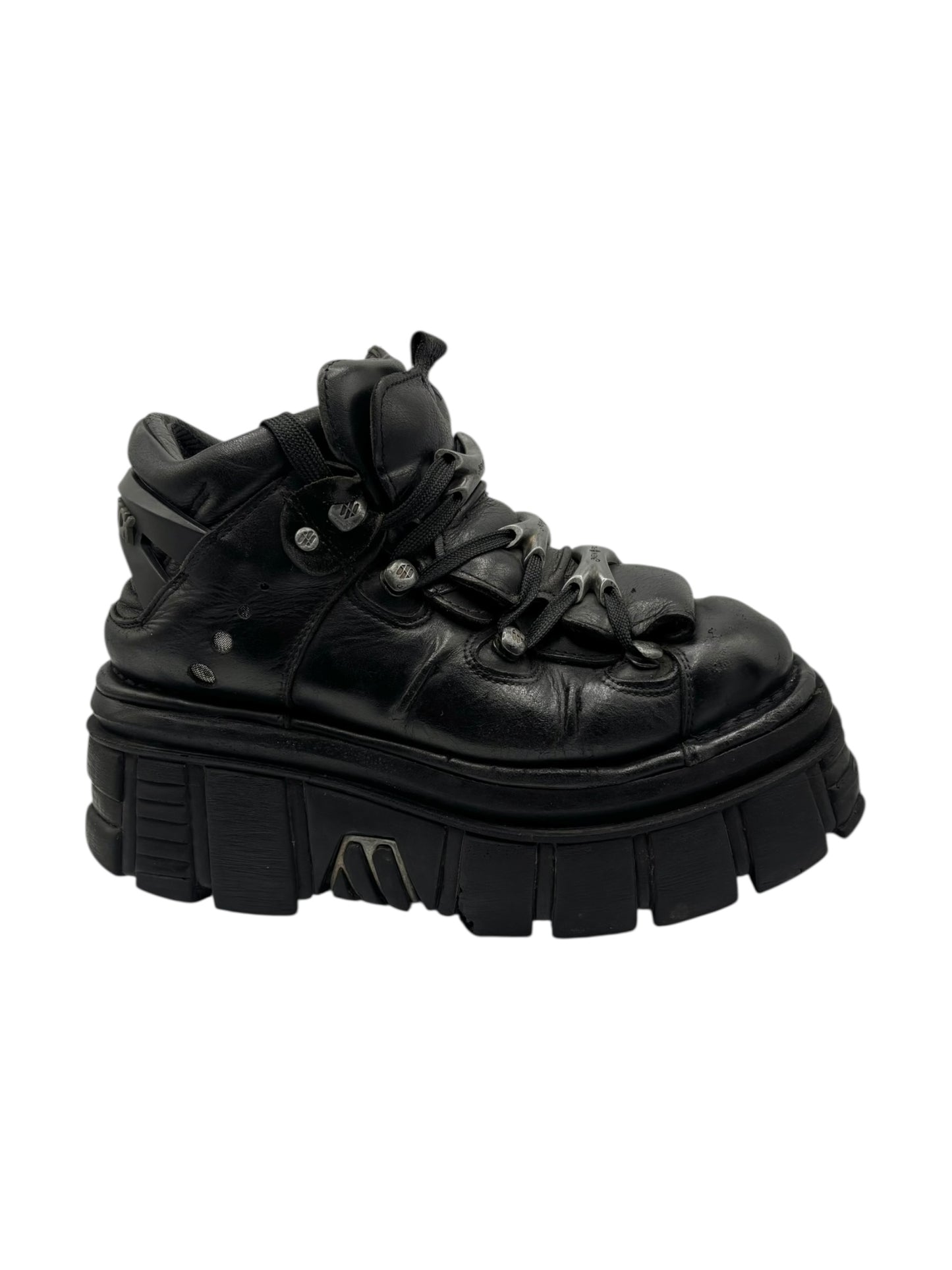 New Rock M106 platform boots size 39