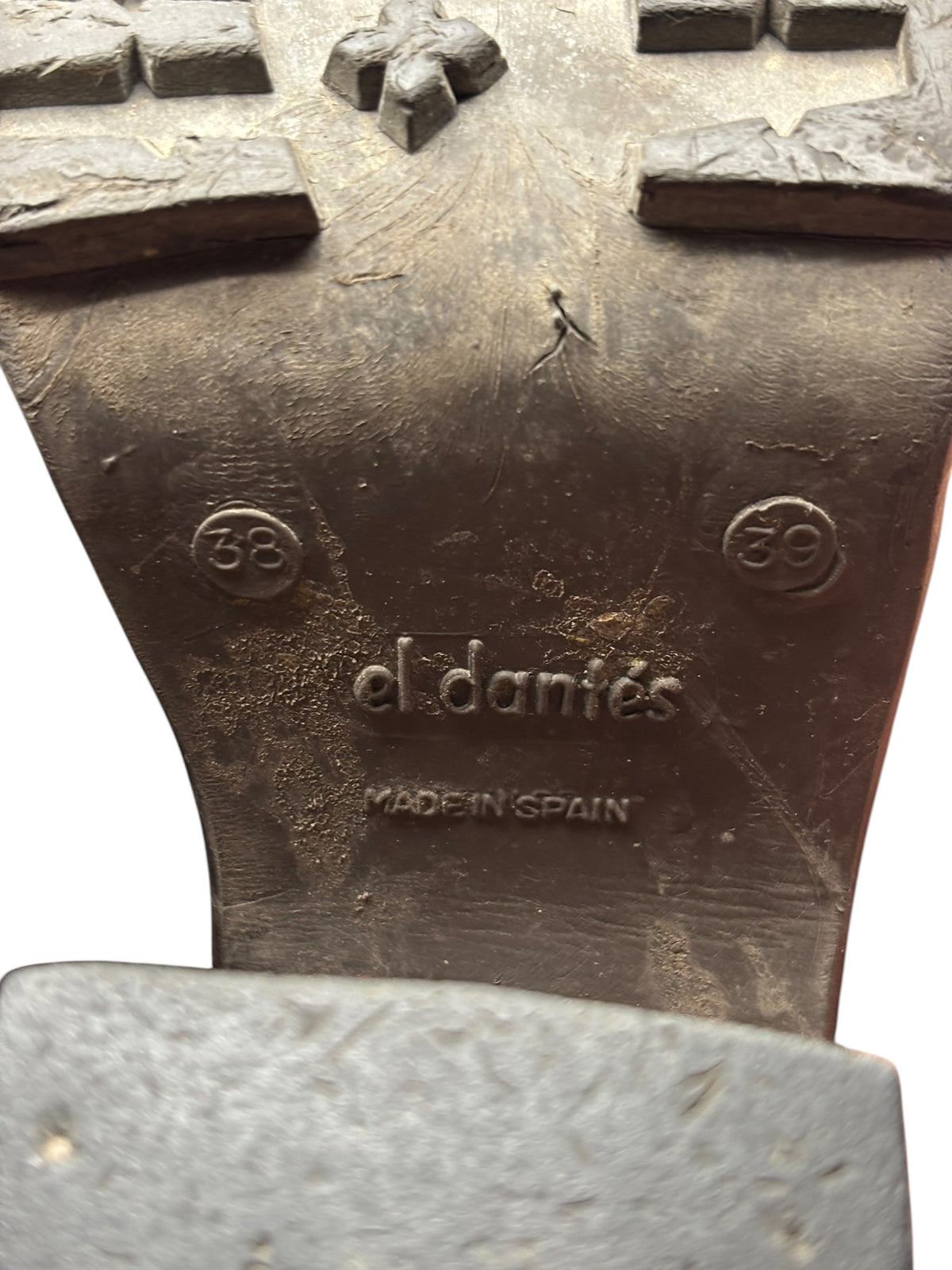 Boot insole label shows "el dantes" and "MADE IN SPAIN".