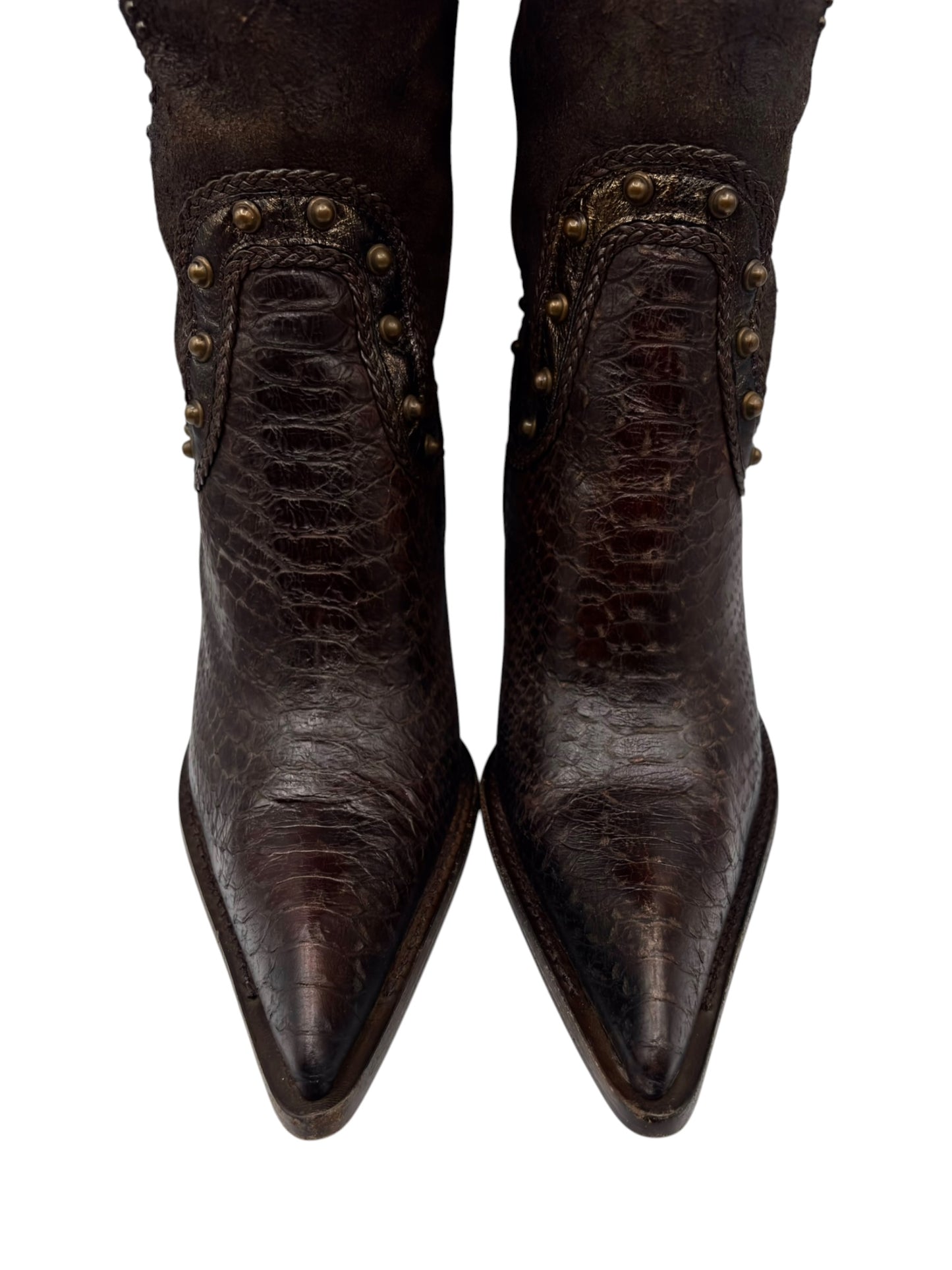 Beautiful vintage El Dantes knee high pointy gem boots