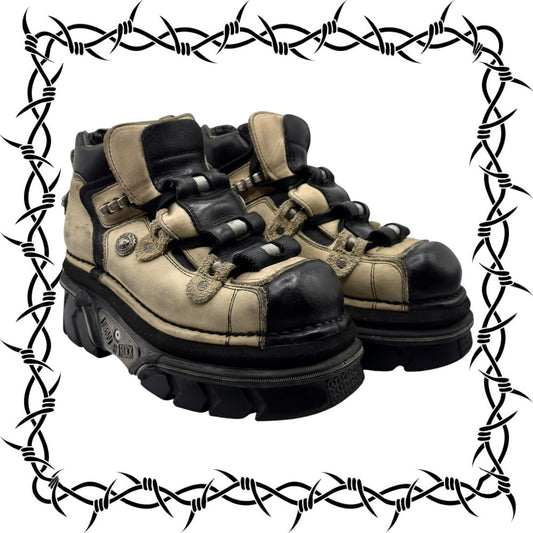 Vintage New Rock beige platform boots