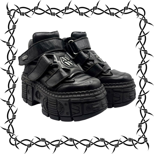 Vintage New Rock M-285 tank platform boots size 37