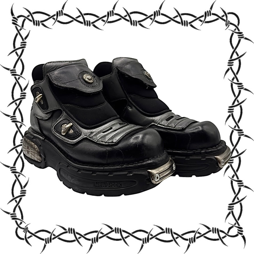 Vintage New Rock atom black leather platform boots