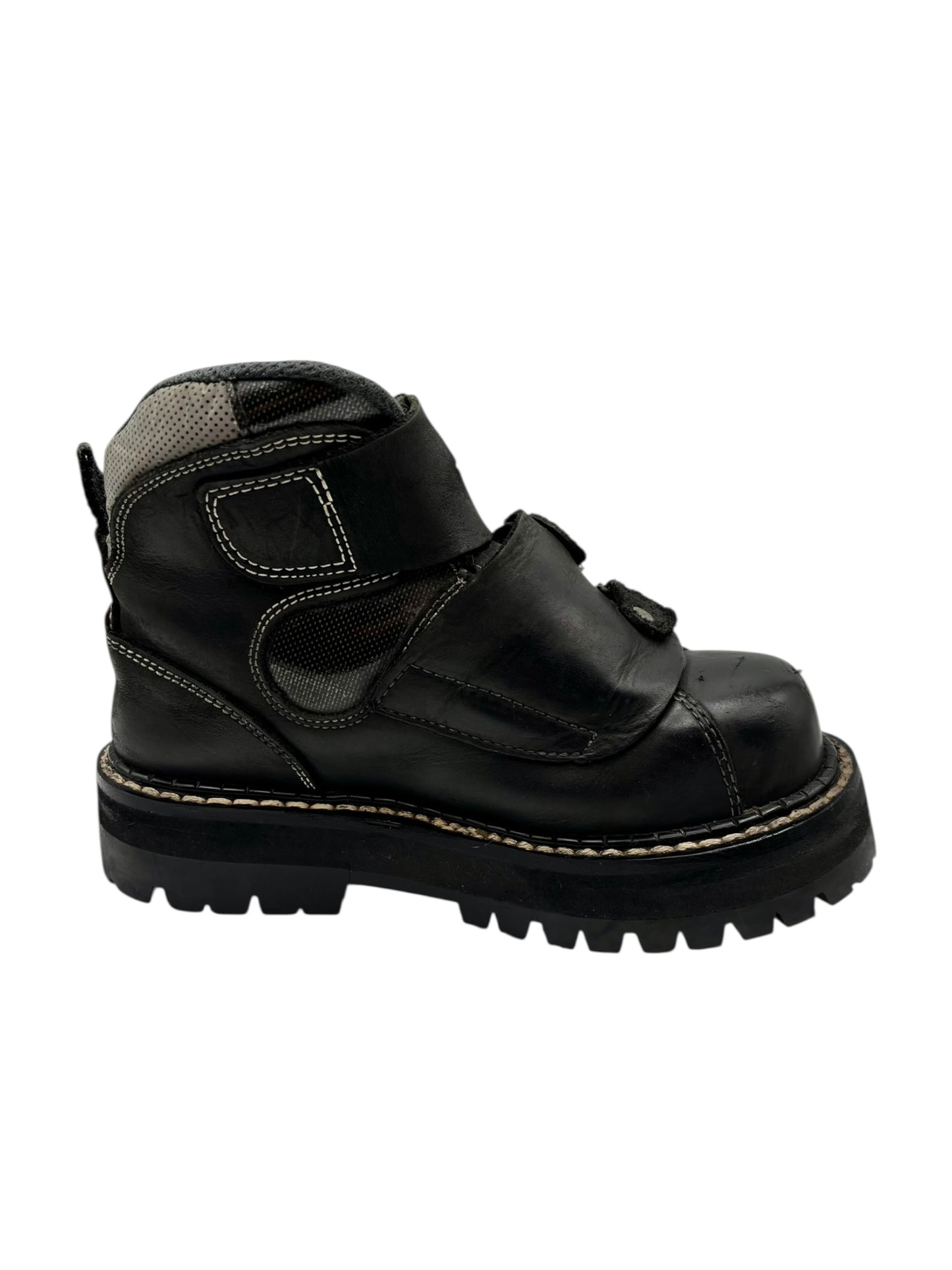 Vintage ART metal clasp platform boots size 36