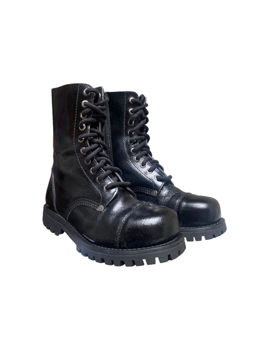 Black leather lace-up ankle boots with chunky tread sole and metal eyelets.