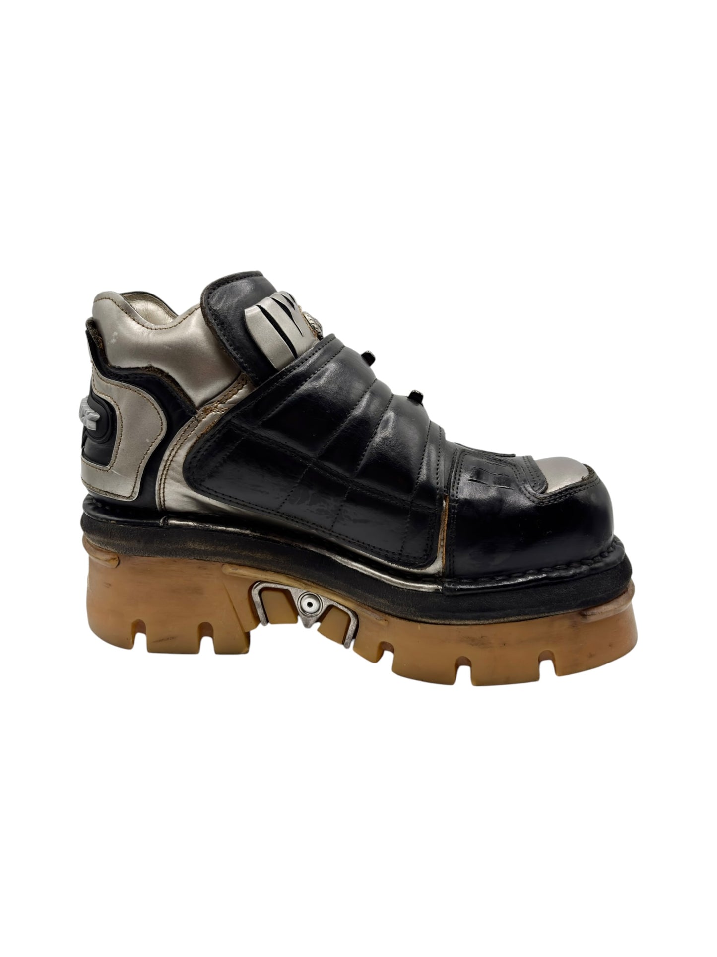 Vintage New Rock power strap platform boots