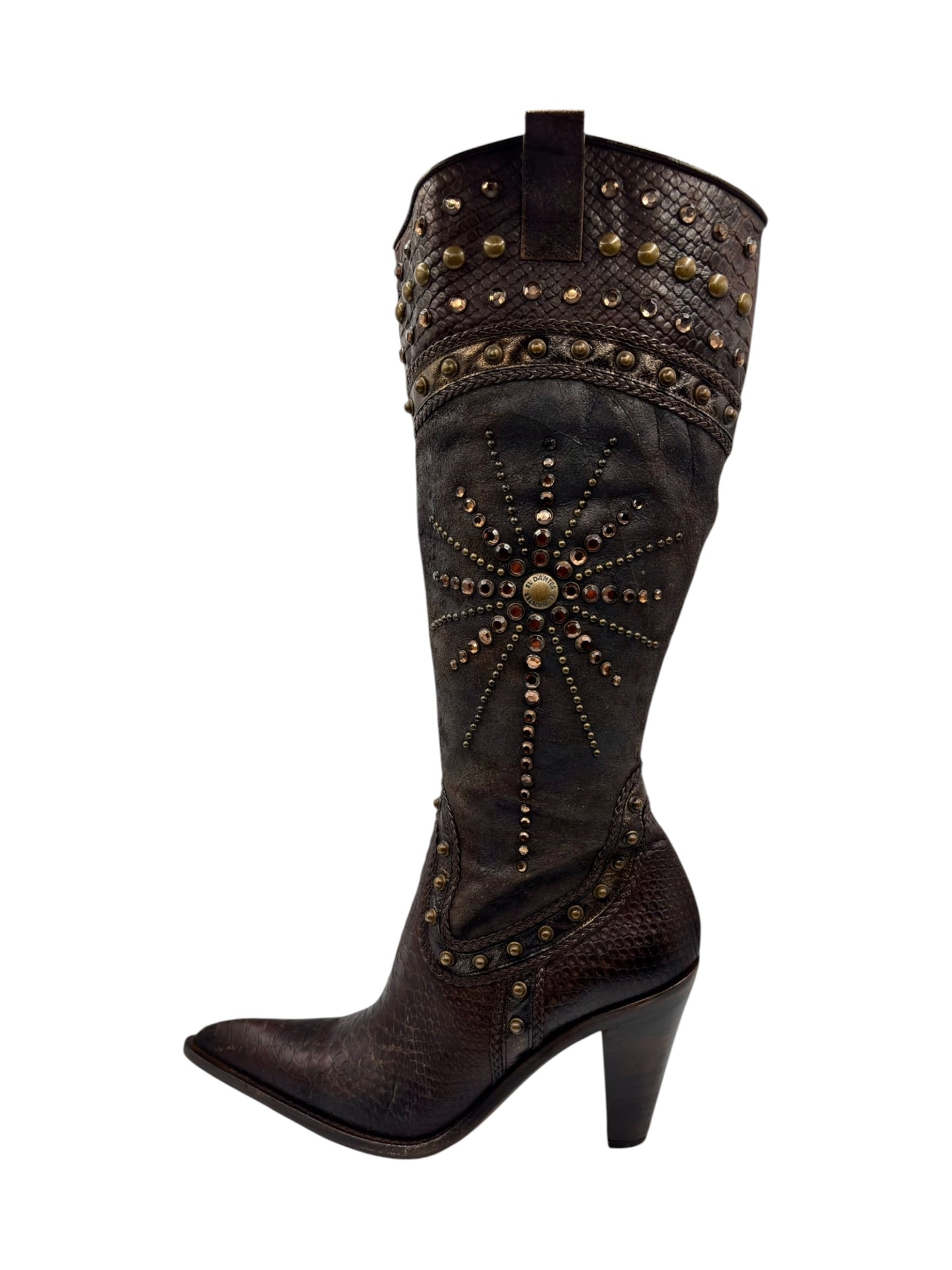 Beautiful vintage El Dantes knee high pointy gem boots