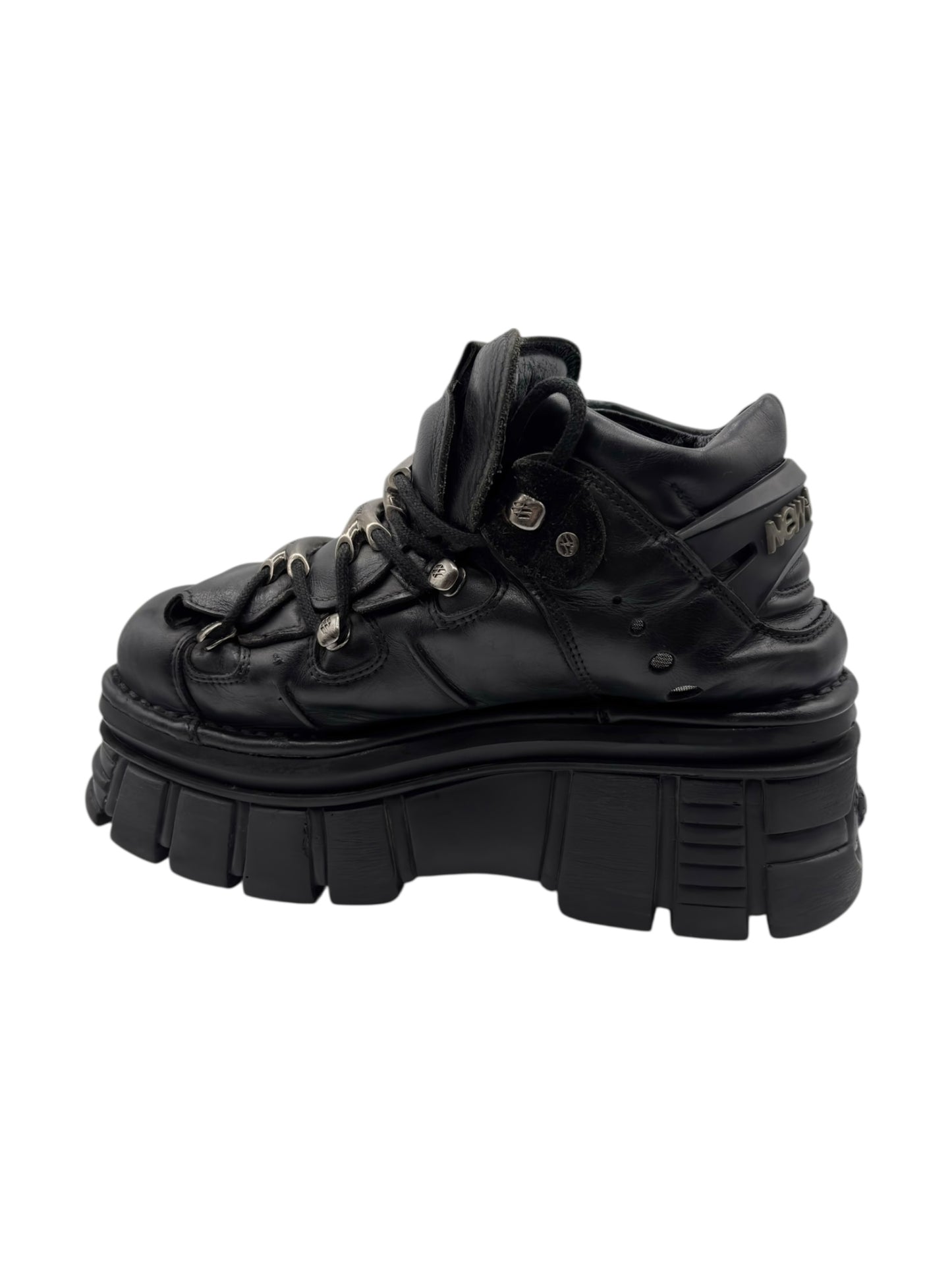 Vintage New Rock M-106 platform boots size 41