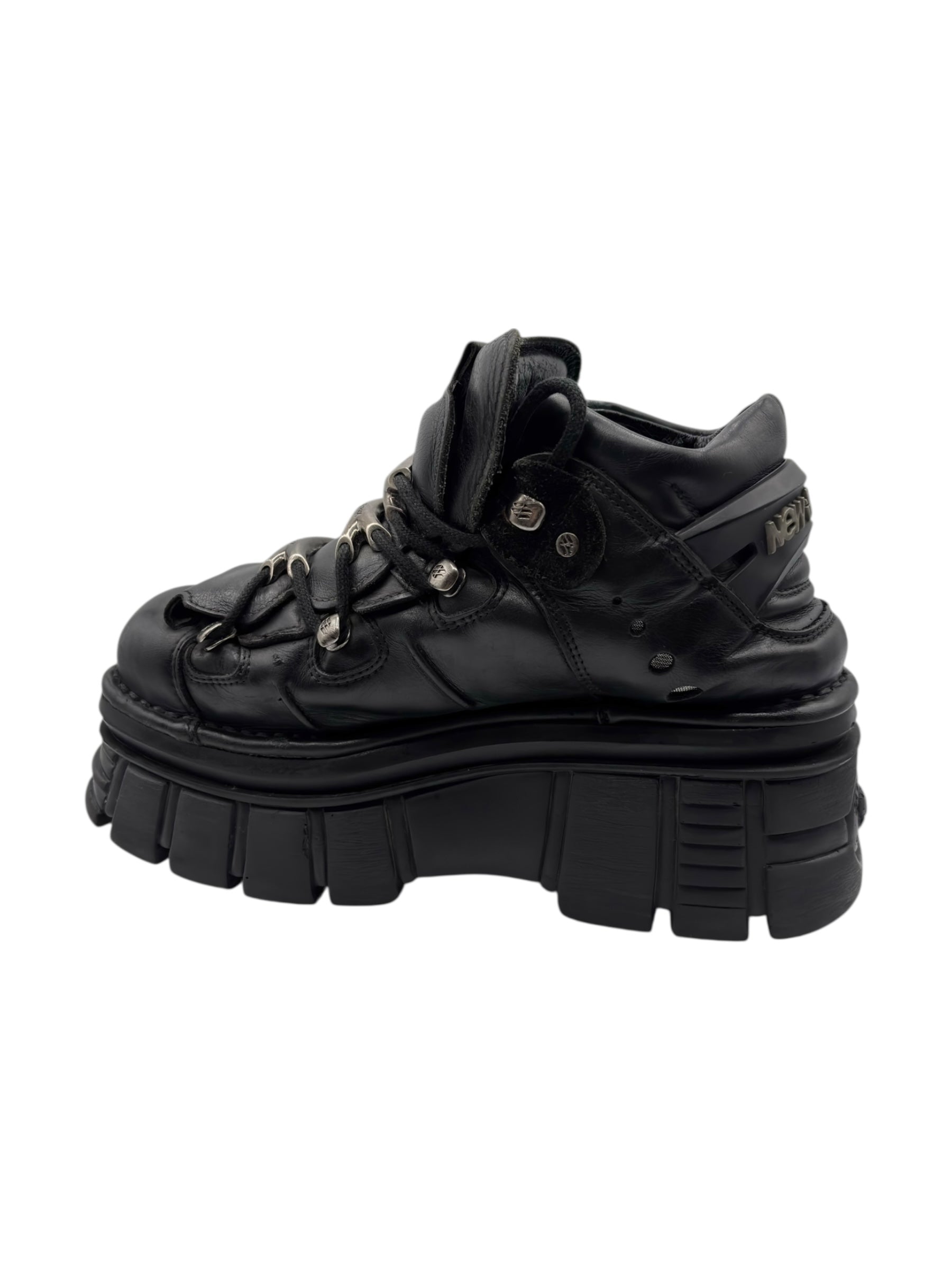 Vintage New Rock M-106 platform boots size 41